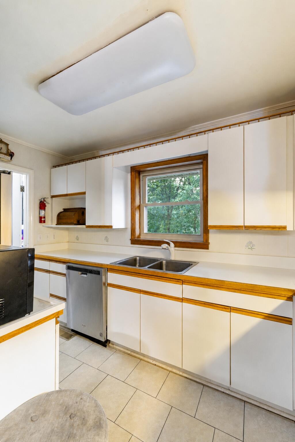 310 Curtis Road Property Photo 4
