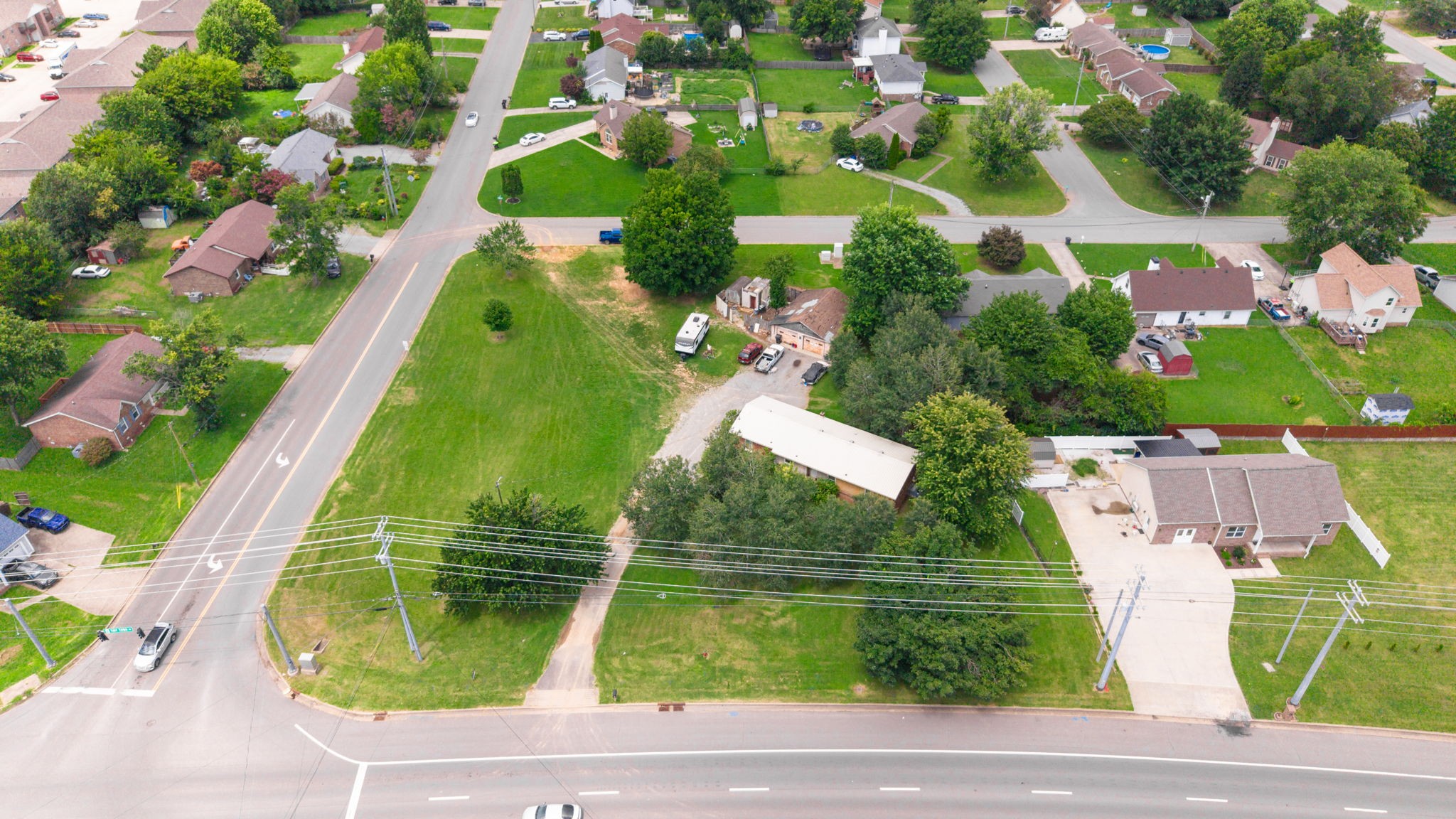 801 Tiny Town Rd Property Photo 3