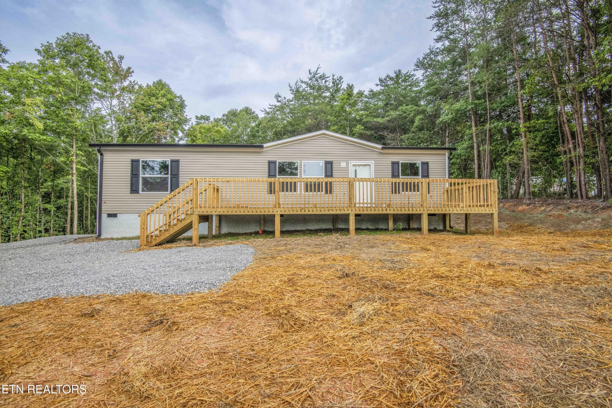 310 Valley Drive Property Photo 1