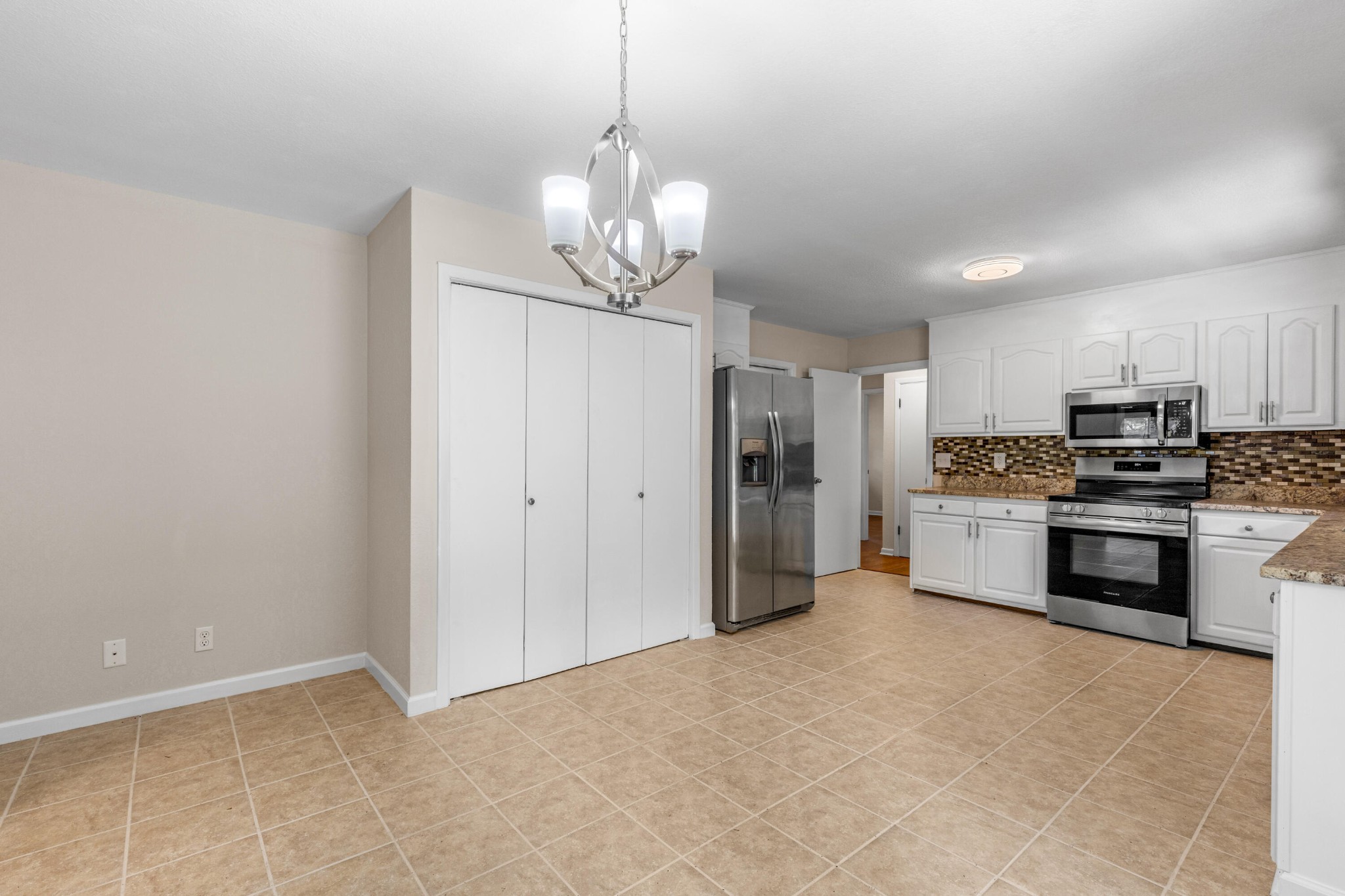 1534 Mcilvaine Drive Property Photo 10