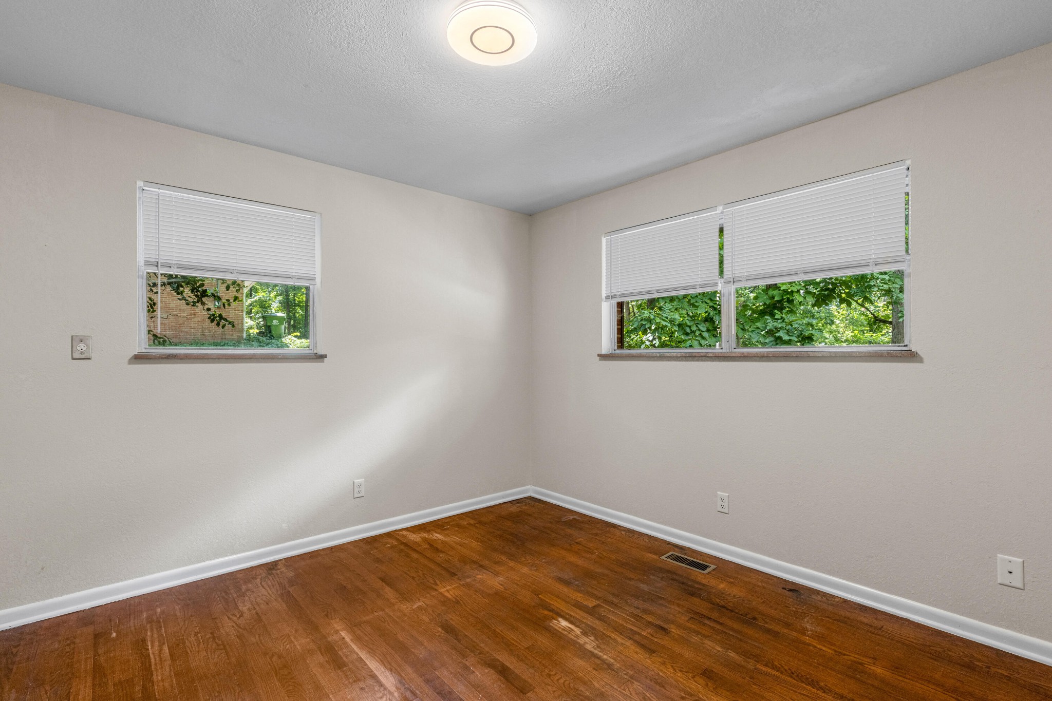 1534 Mcilvaine Drive Property Photo 21