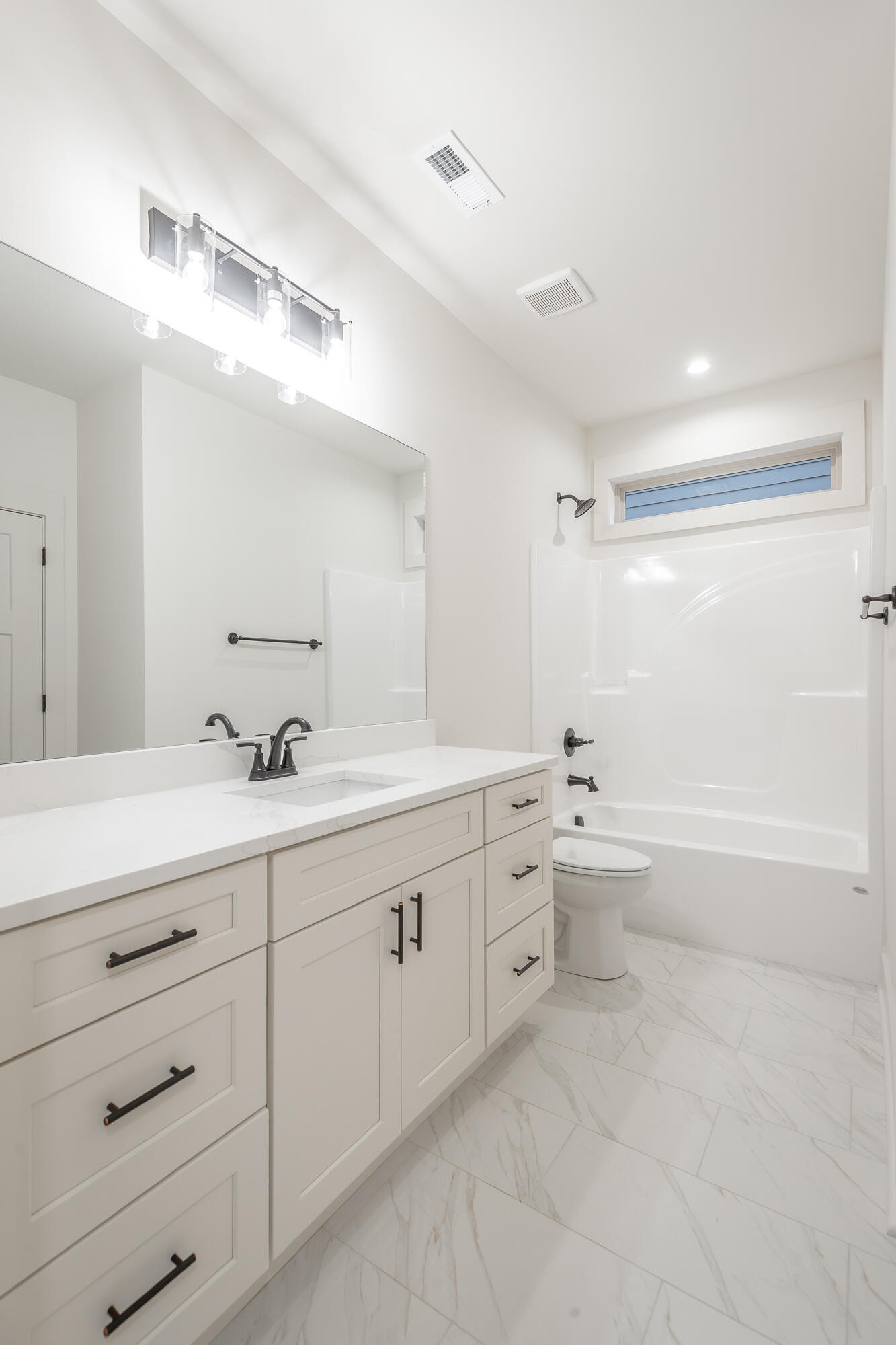 477 Willow Grove Court Property Photo 10