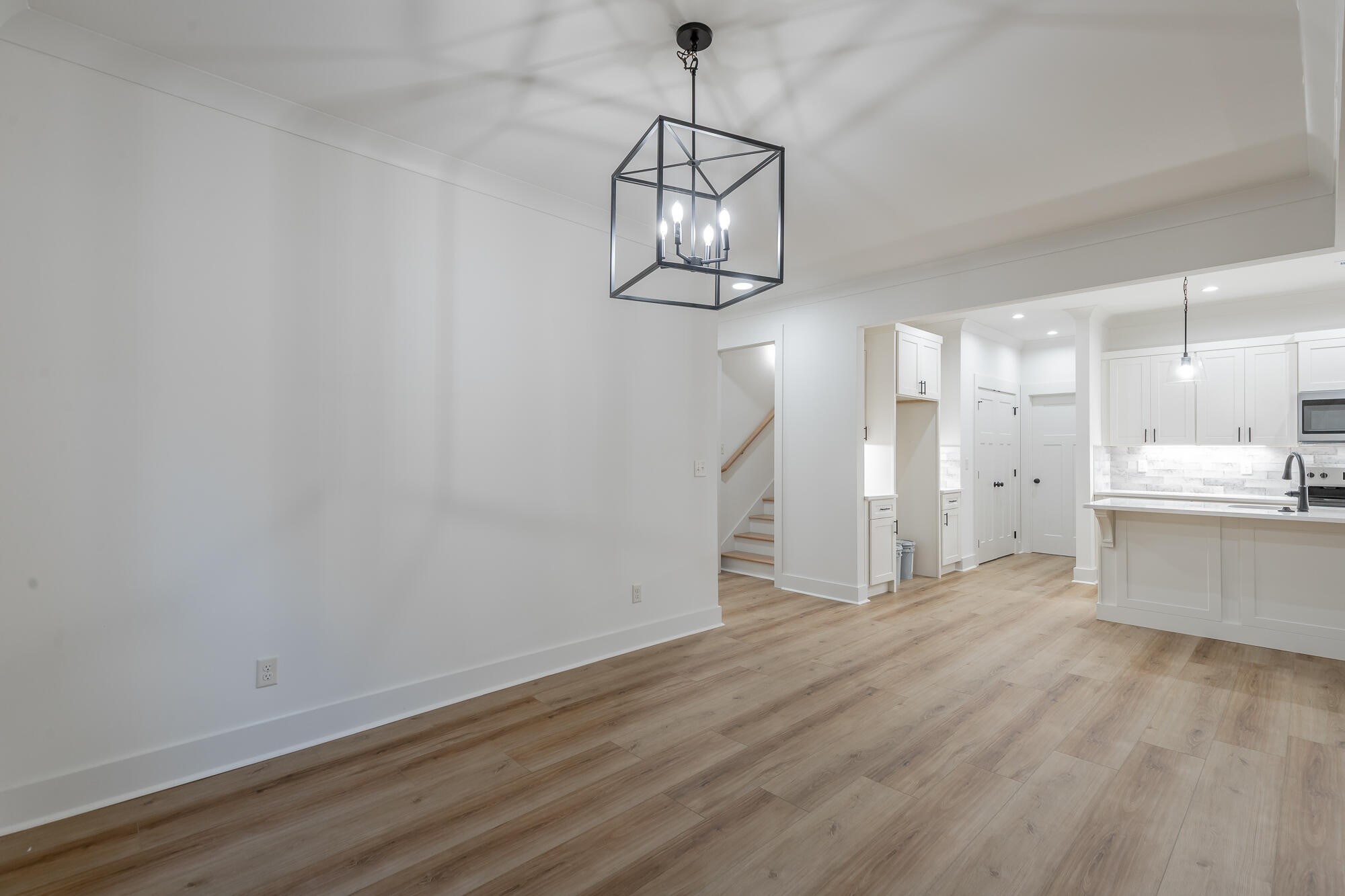 477 Willow Grove Court Property Photo 13