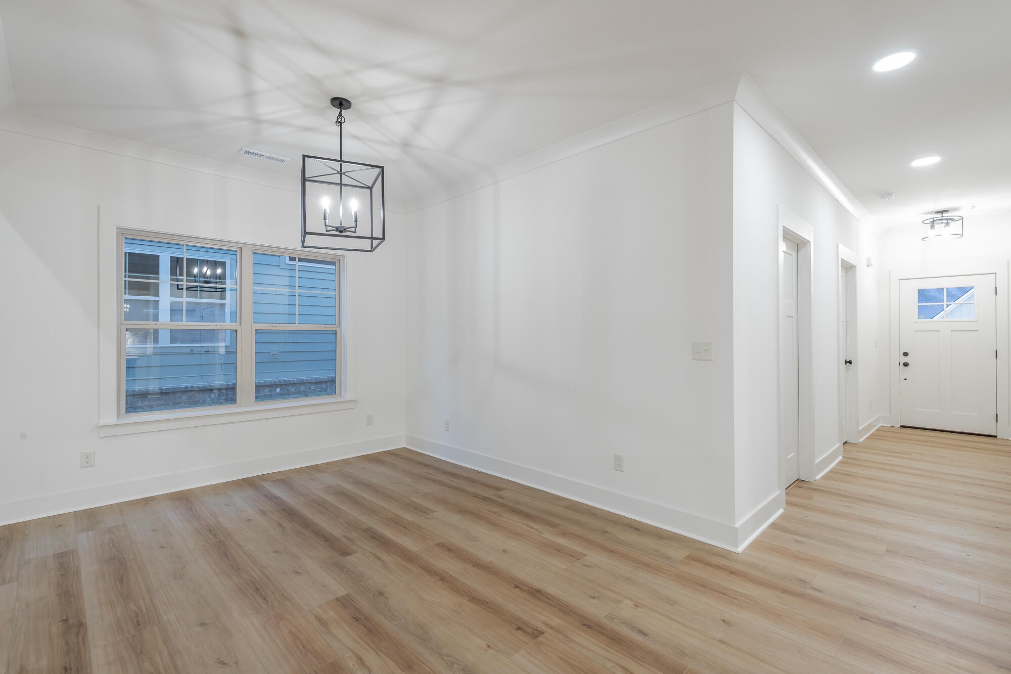 477 Willow Grove Court Property Photo 14