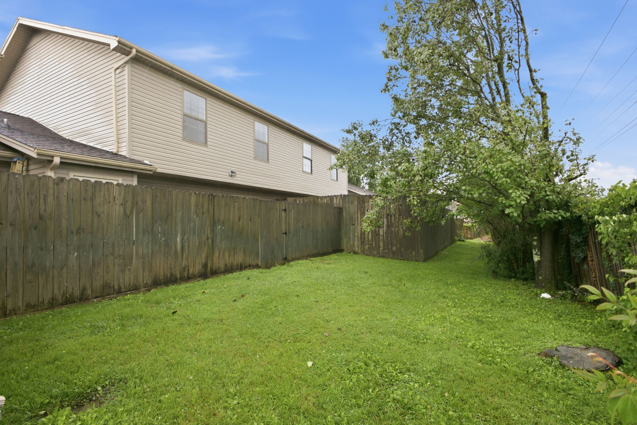 525 Upsall Dr Property Photo 33