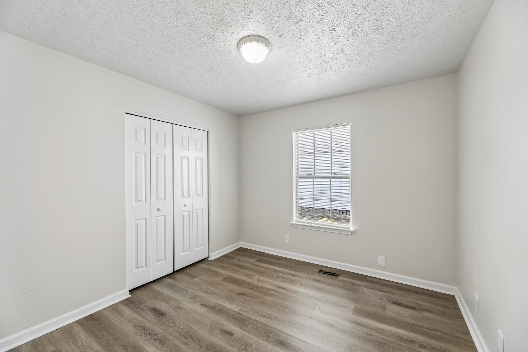 2607 Landrum Ct Property Photo 18