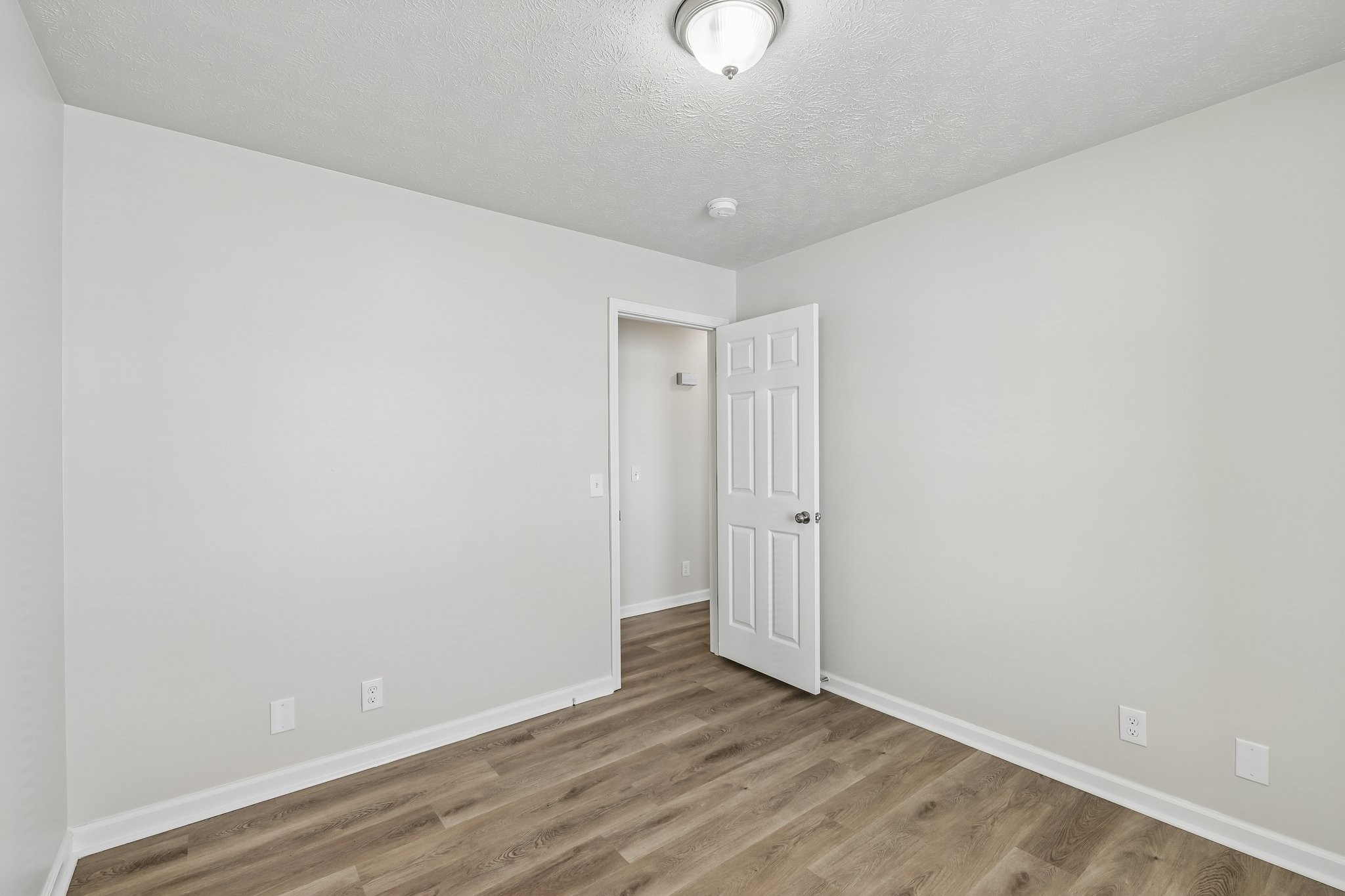2607 Landrum Ct Property Photo 21