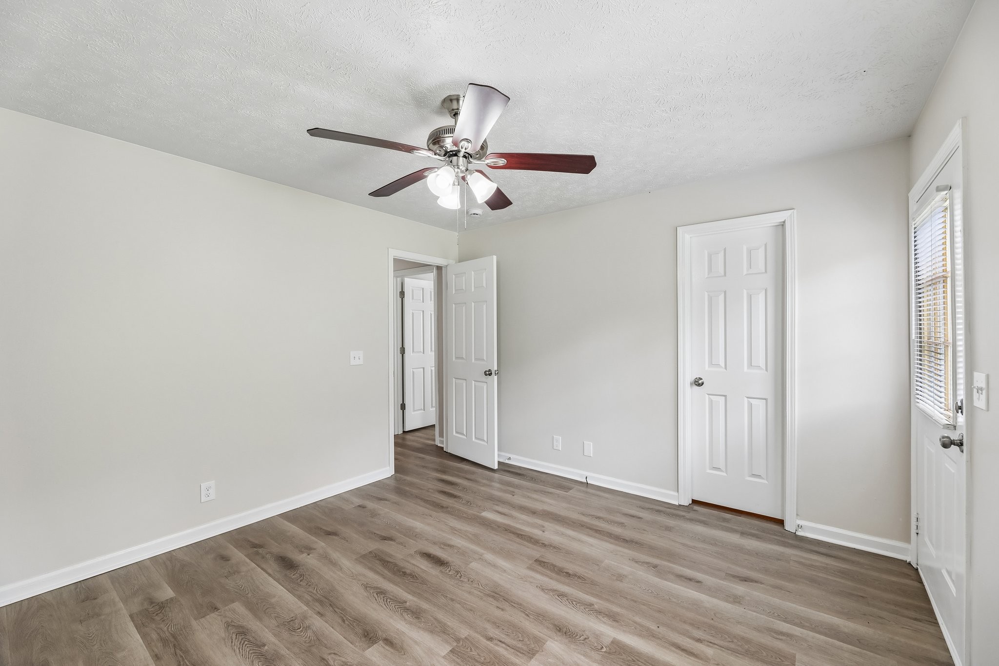 2607 Landrum Ct Property Photo 23