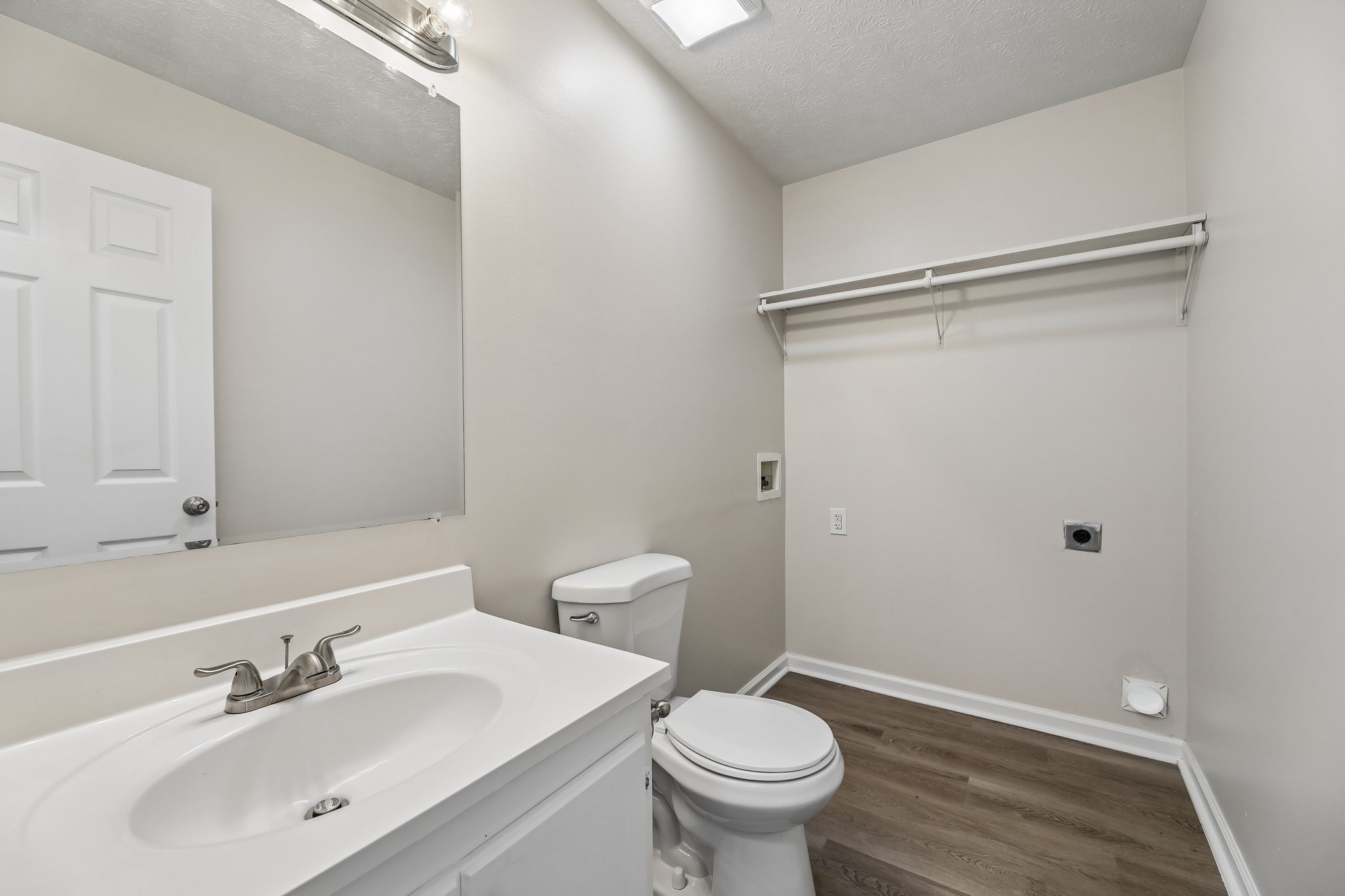 2607 Landrum Ct Property Photo 28