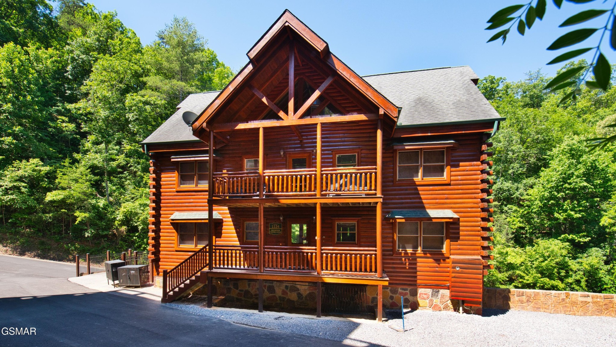 1124 Black Bear Cub Way Property Photo 1