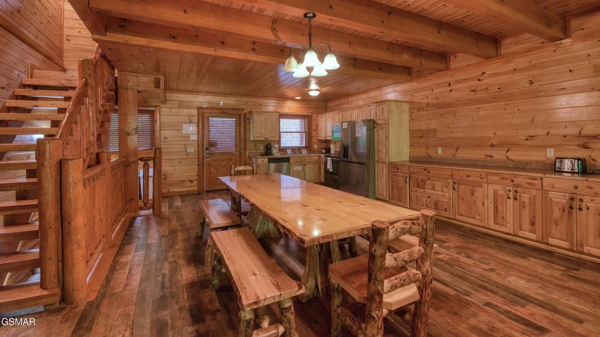 1124 Black Bear Cub Way Property Photo 6