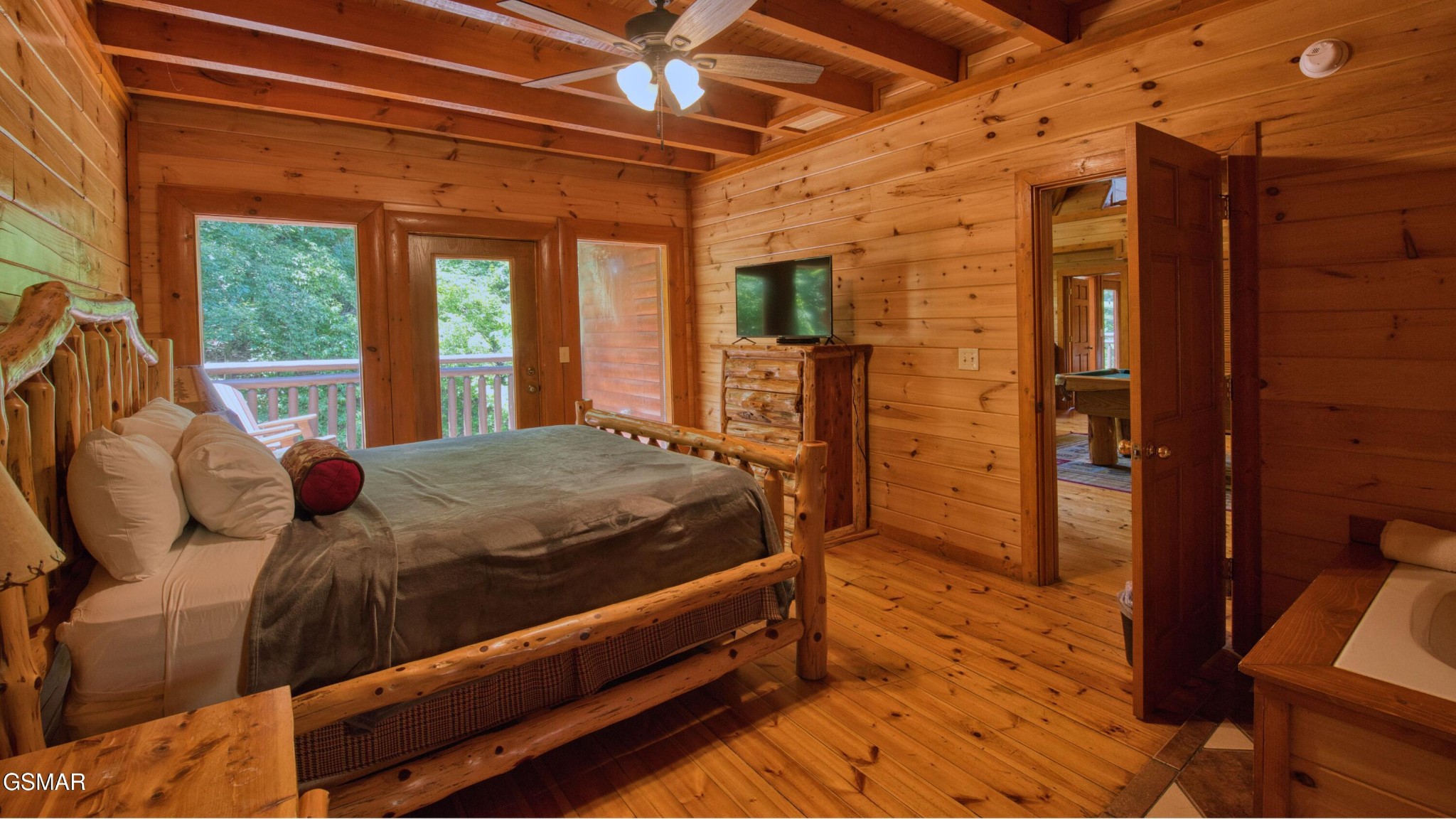 1124 Black Bear Cub Way Property Photo 17