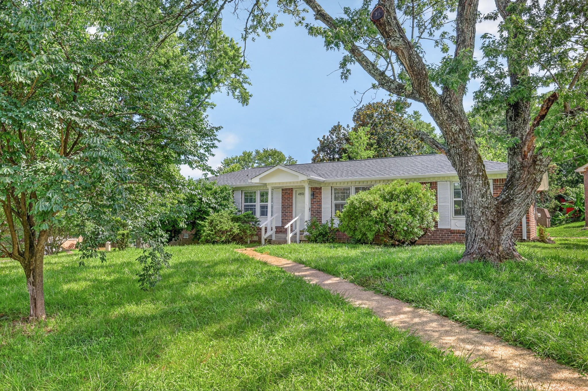 4913 Olivia Dr Property Photo 1