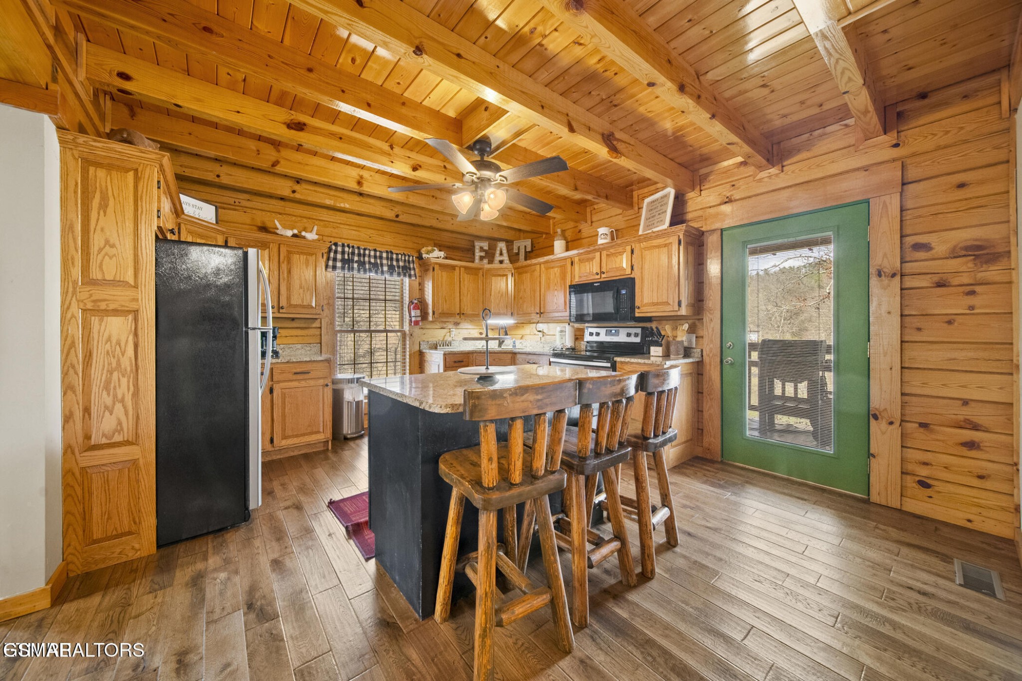 2023 Piney Overlook Lane Property Photo 10