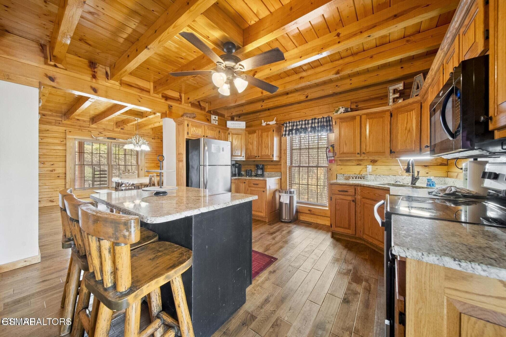 2023 Piney Overlook Lane Property Photo 11