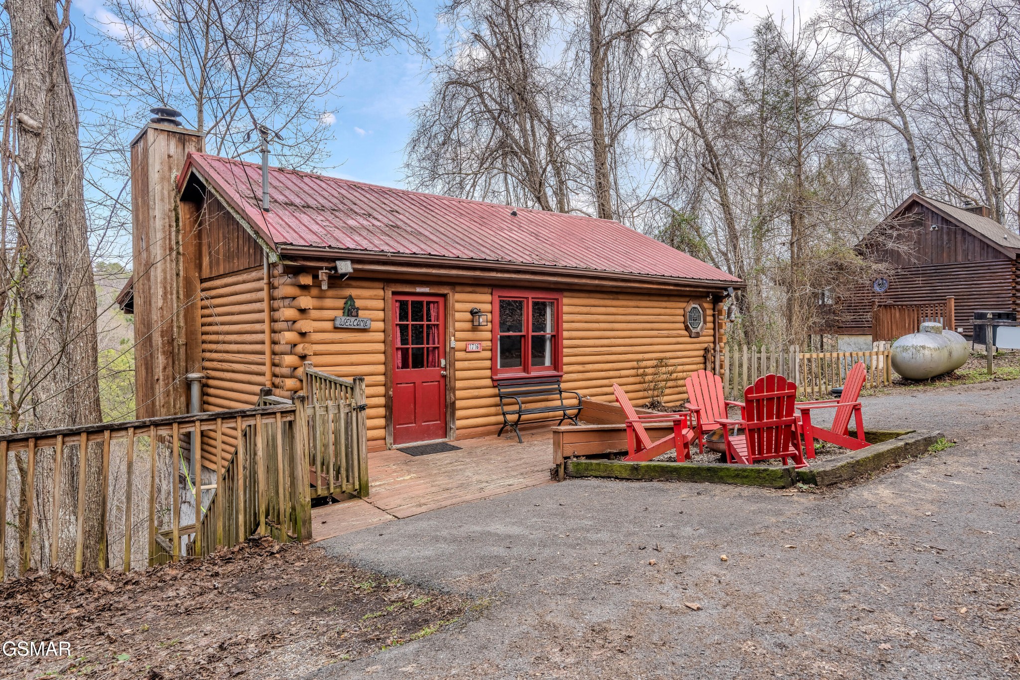 1716 Ridgecrest Drive Property Photo 1