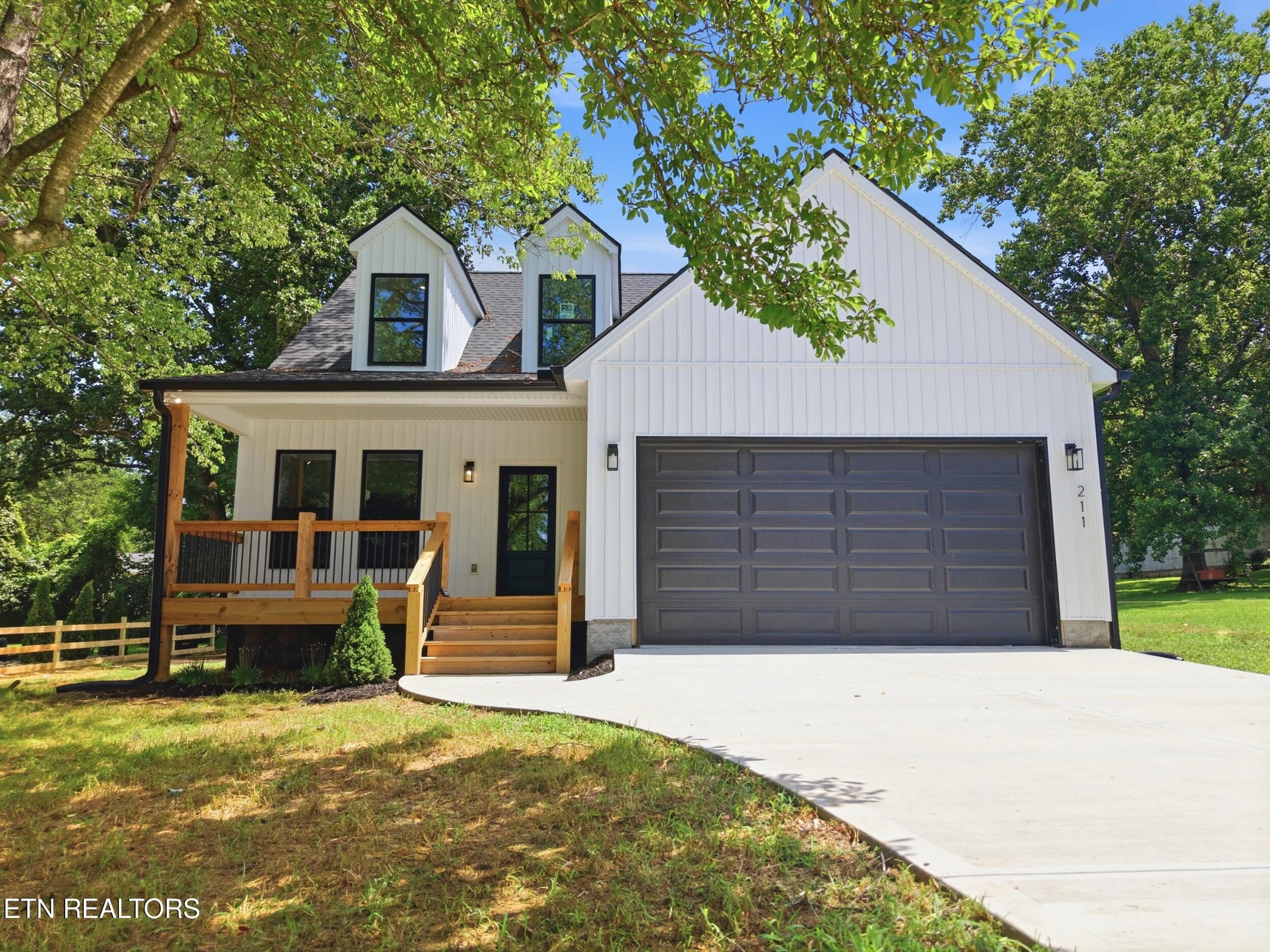 211 Shipe Rd Property Photo 1