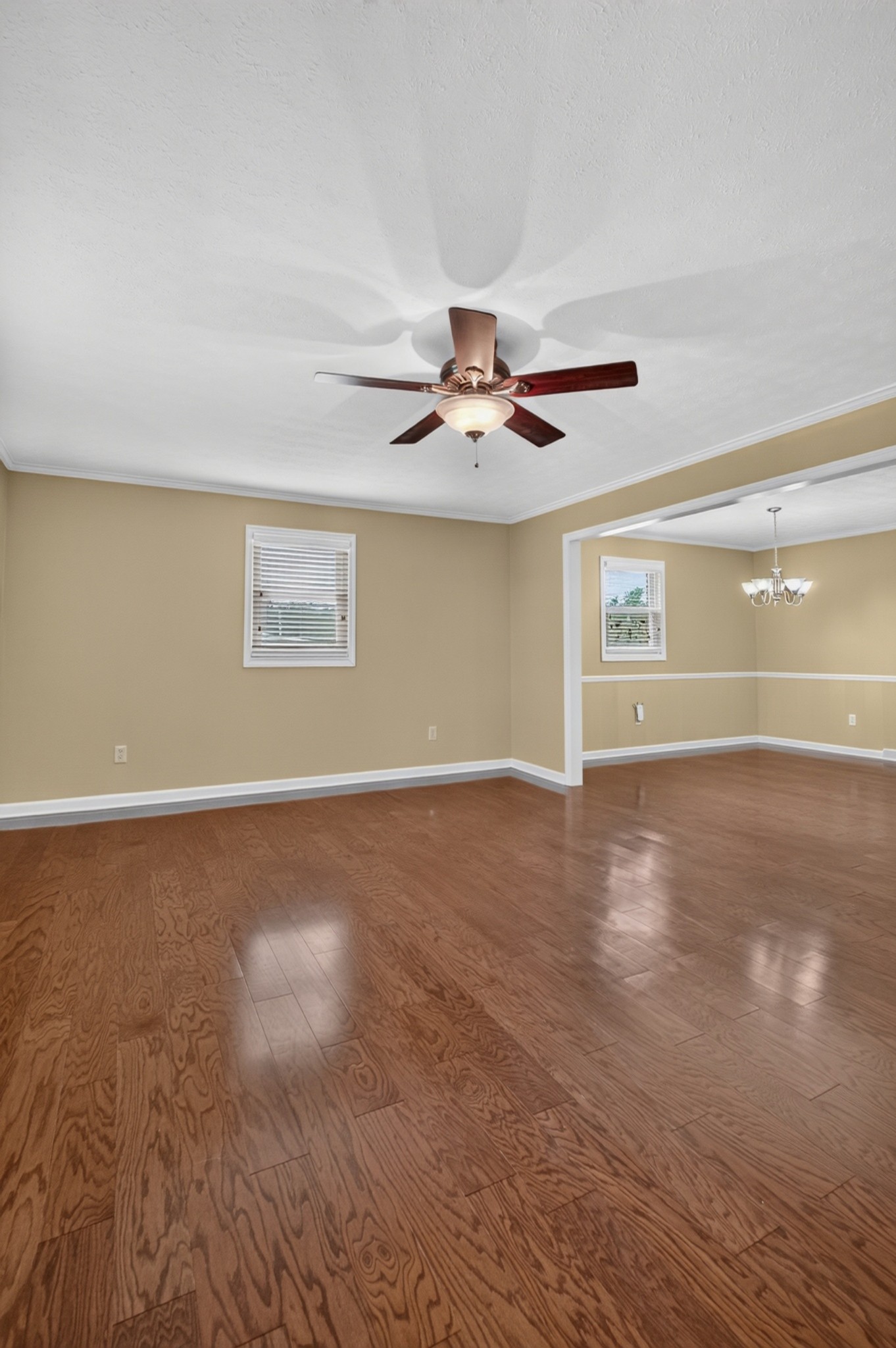 225 Westgate Dr Property Photo 26
