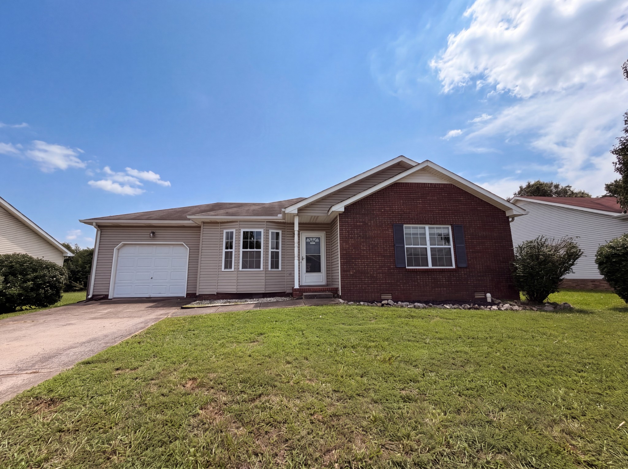 234 Grassmire Dr Property Photo 1