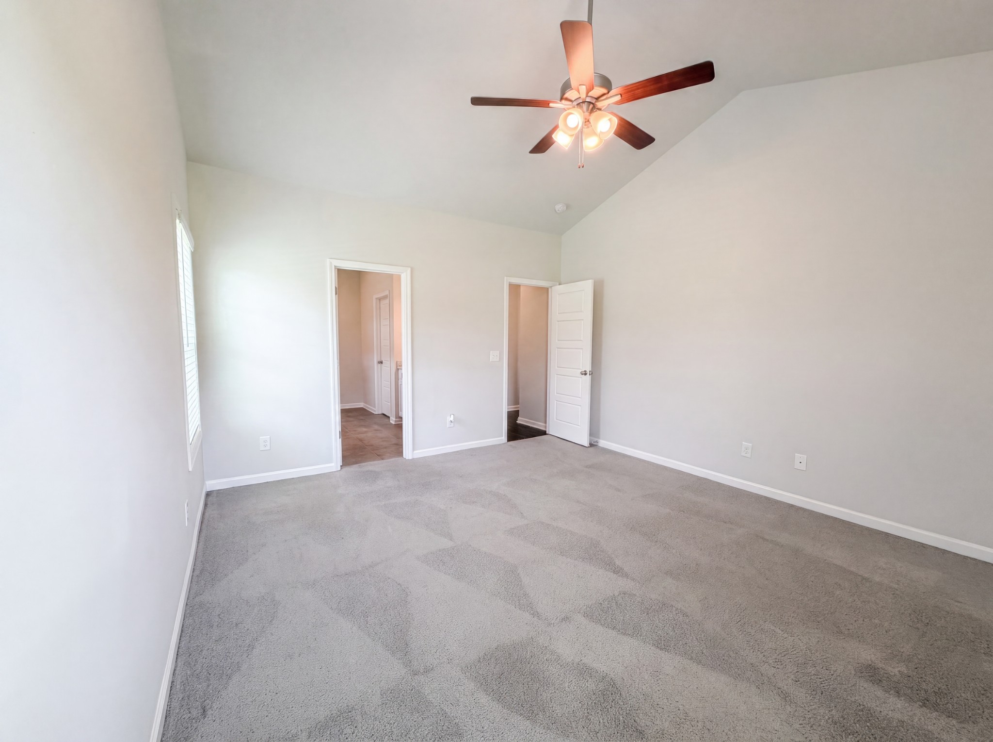 734 Mitscher Dr Property Photo 10