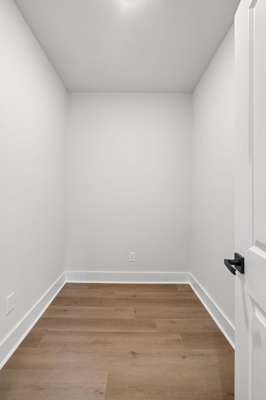 1052 Stagecoach Dr Property Photo 6