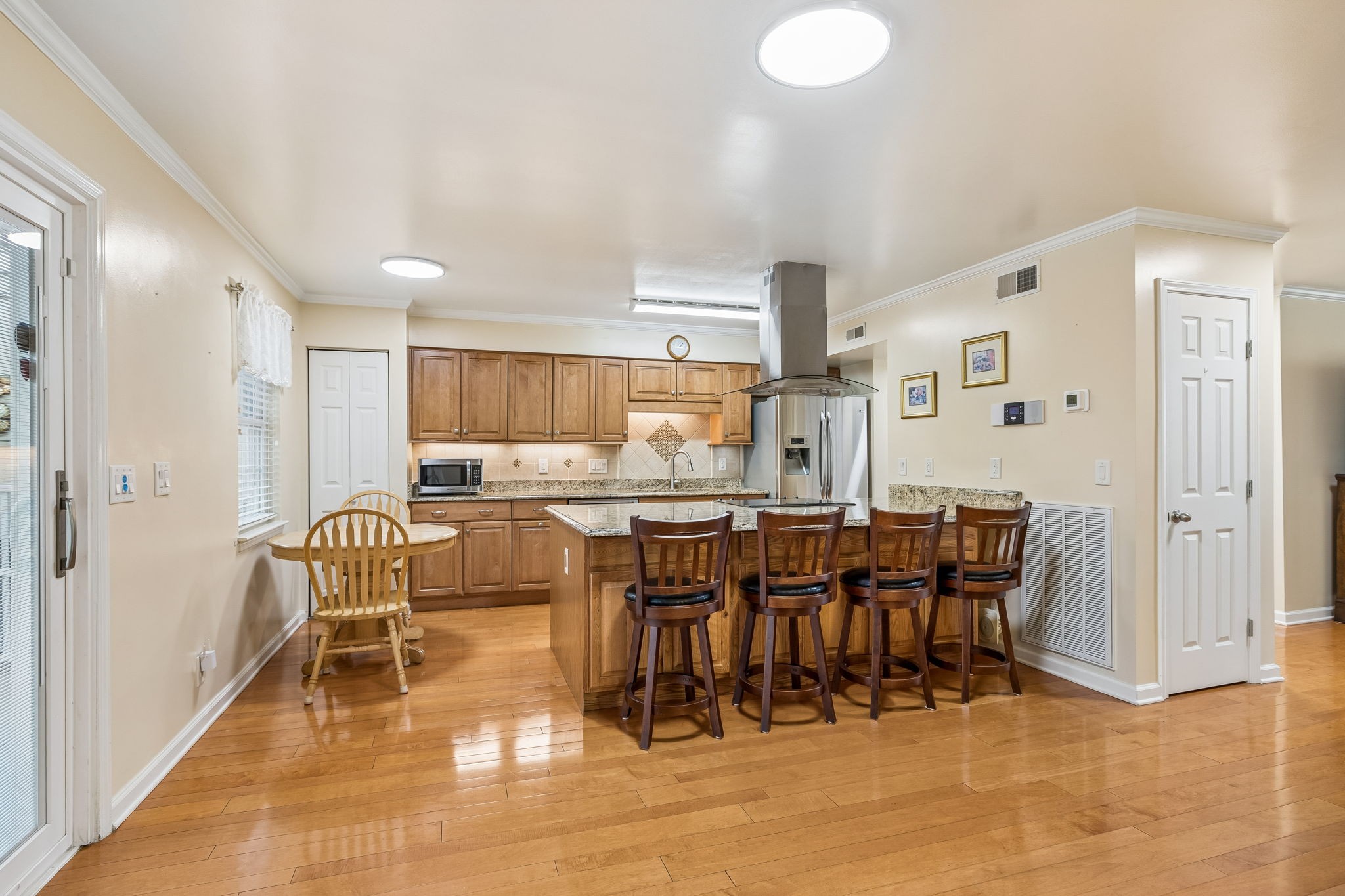 106 Plantation Ct Property Photo 2