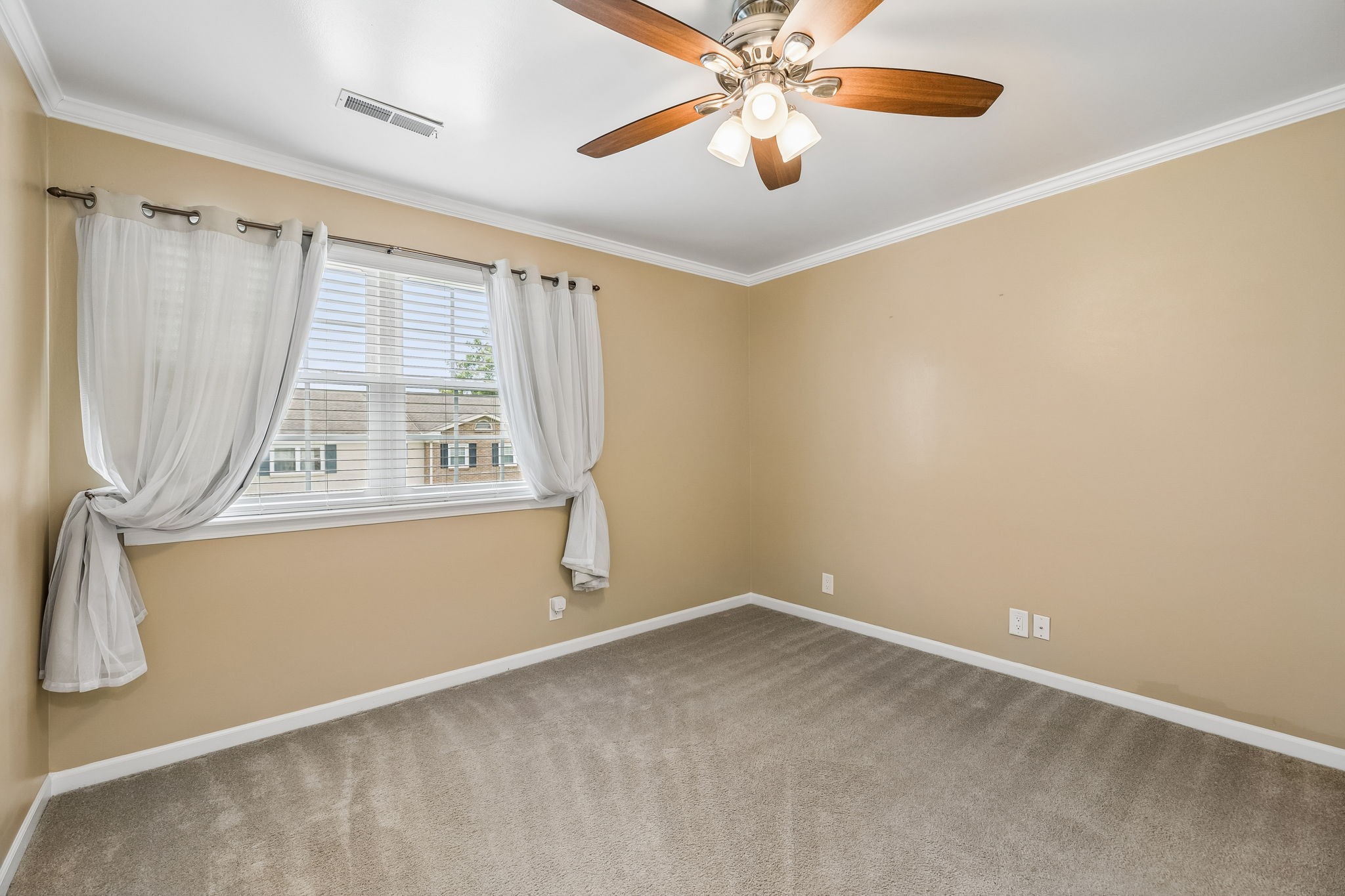 106 Plantation Ct Property Photo 13