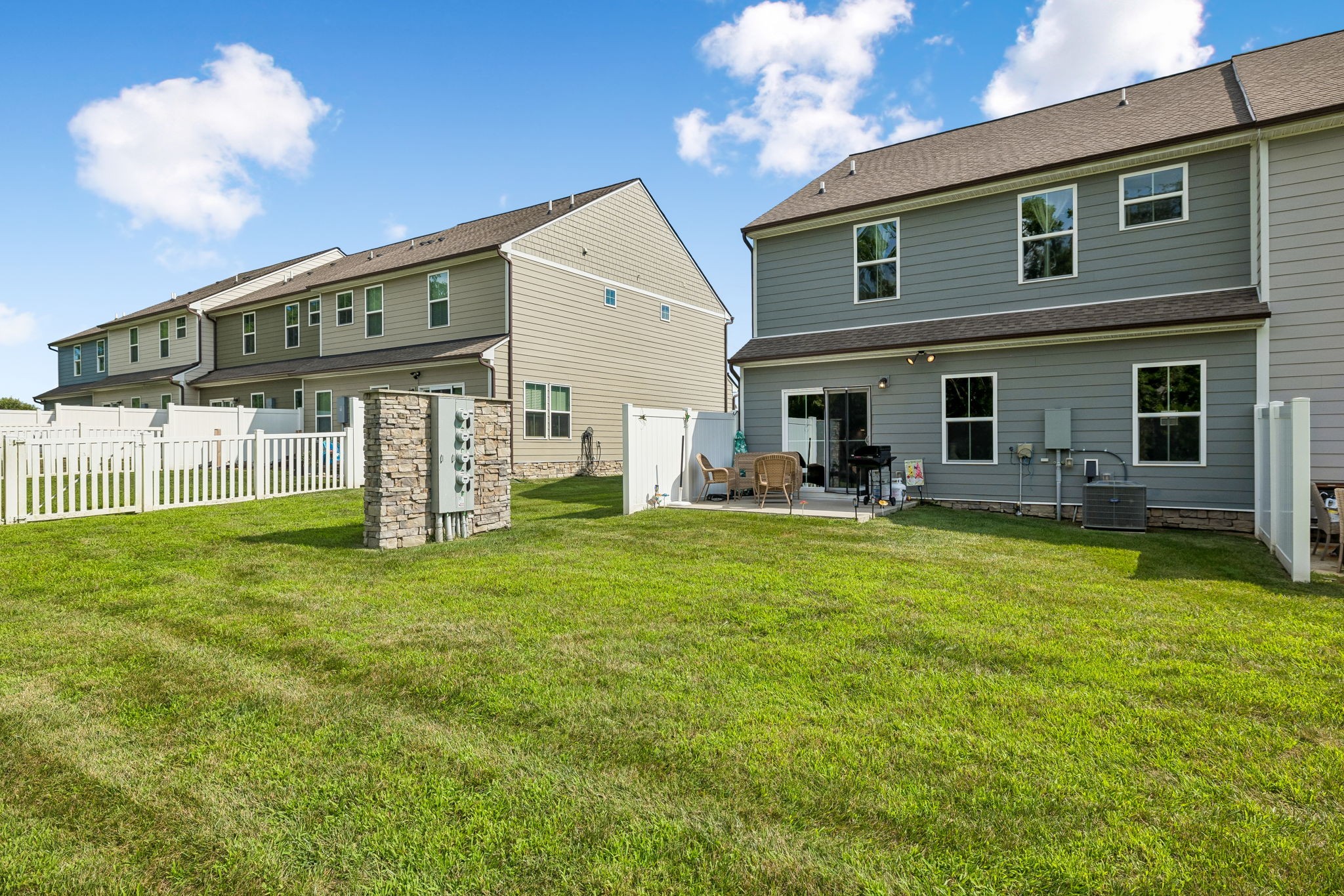 1420 Carderock Springs Dr Property Photo 33