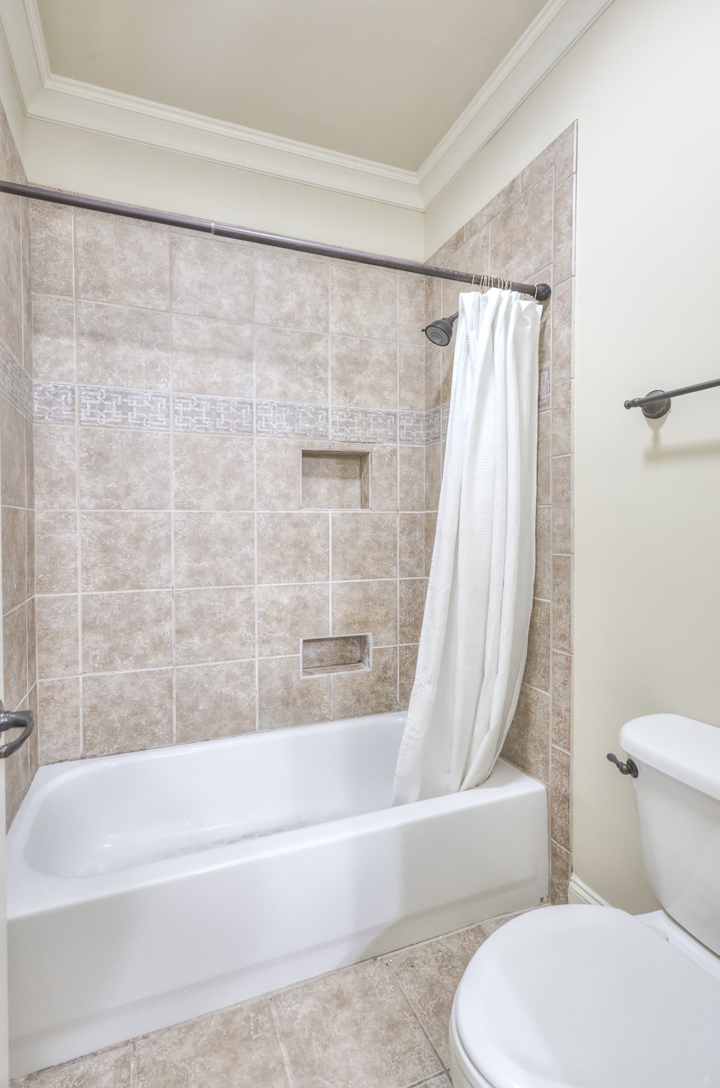 3196 Appian Way Property Photo 29
