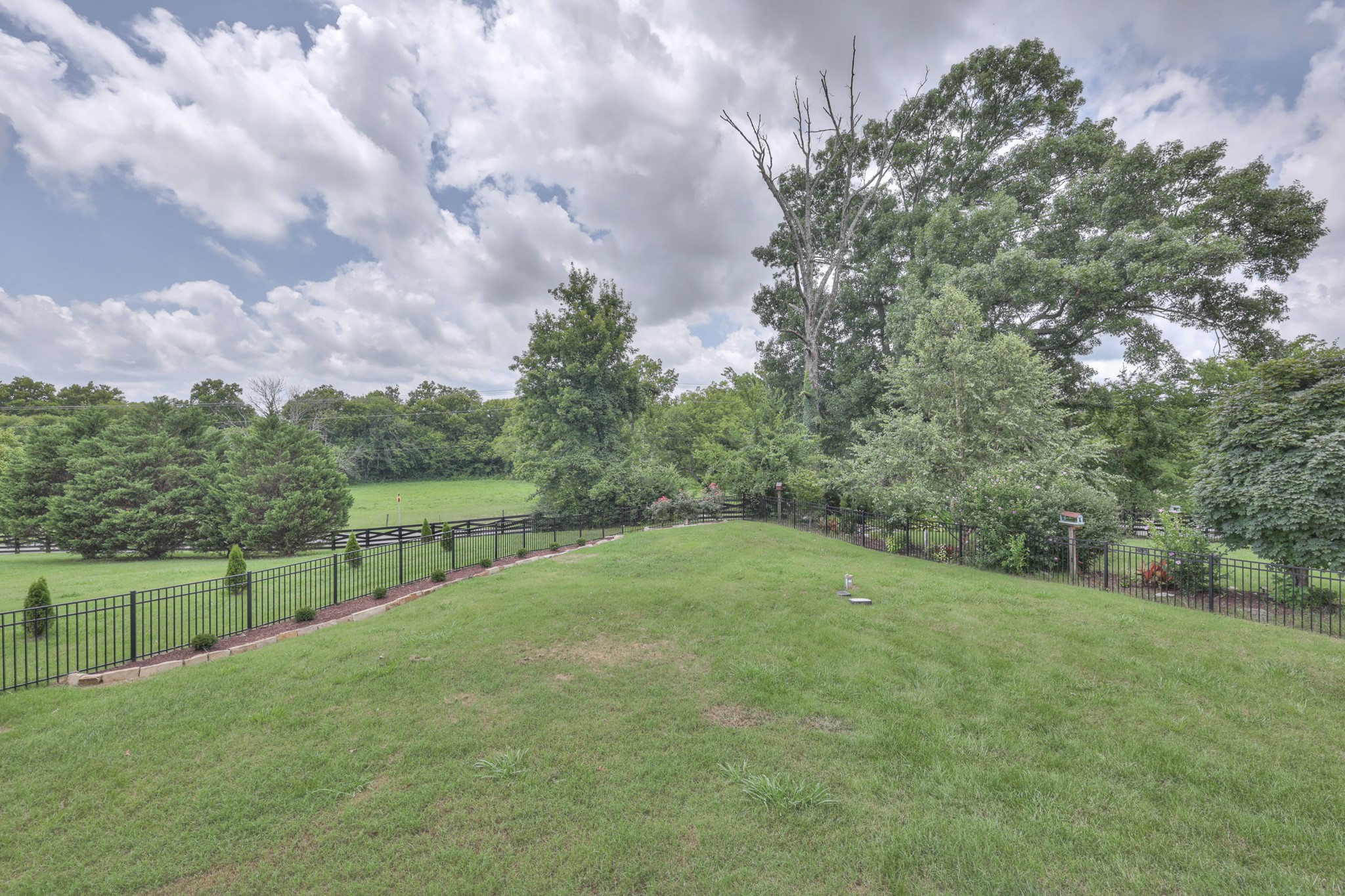 3196 Appian Way Property Photo 41