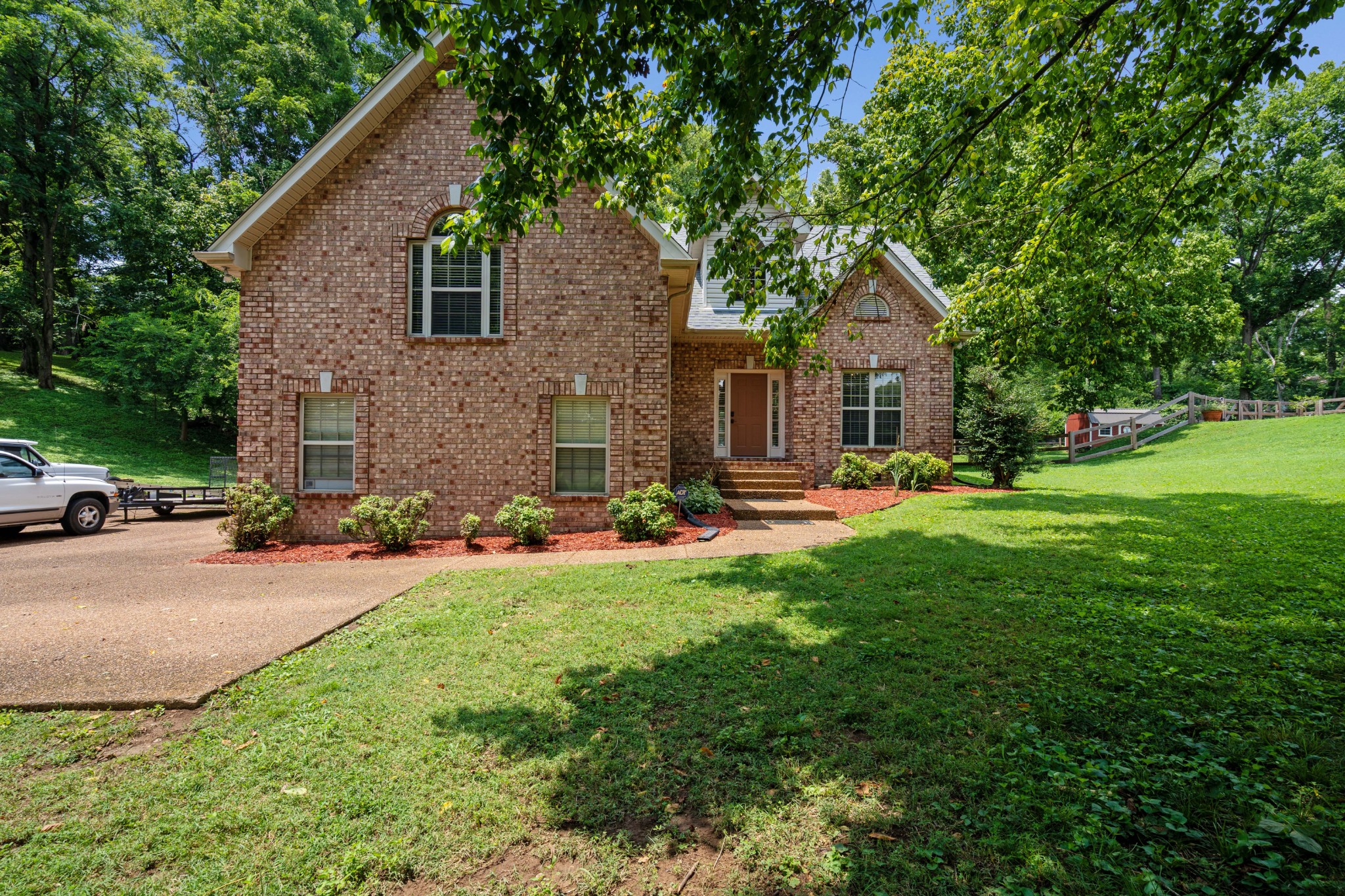 1011 Dickens Dr Property Photo 1