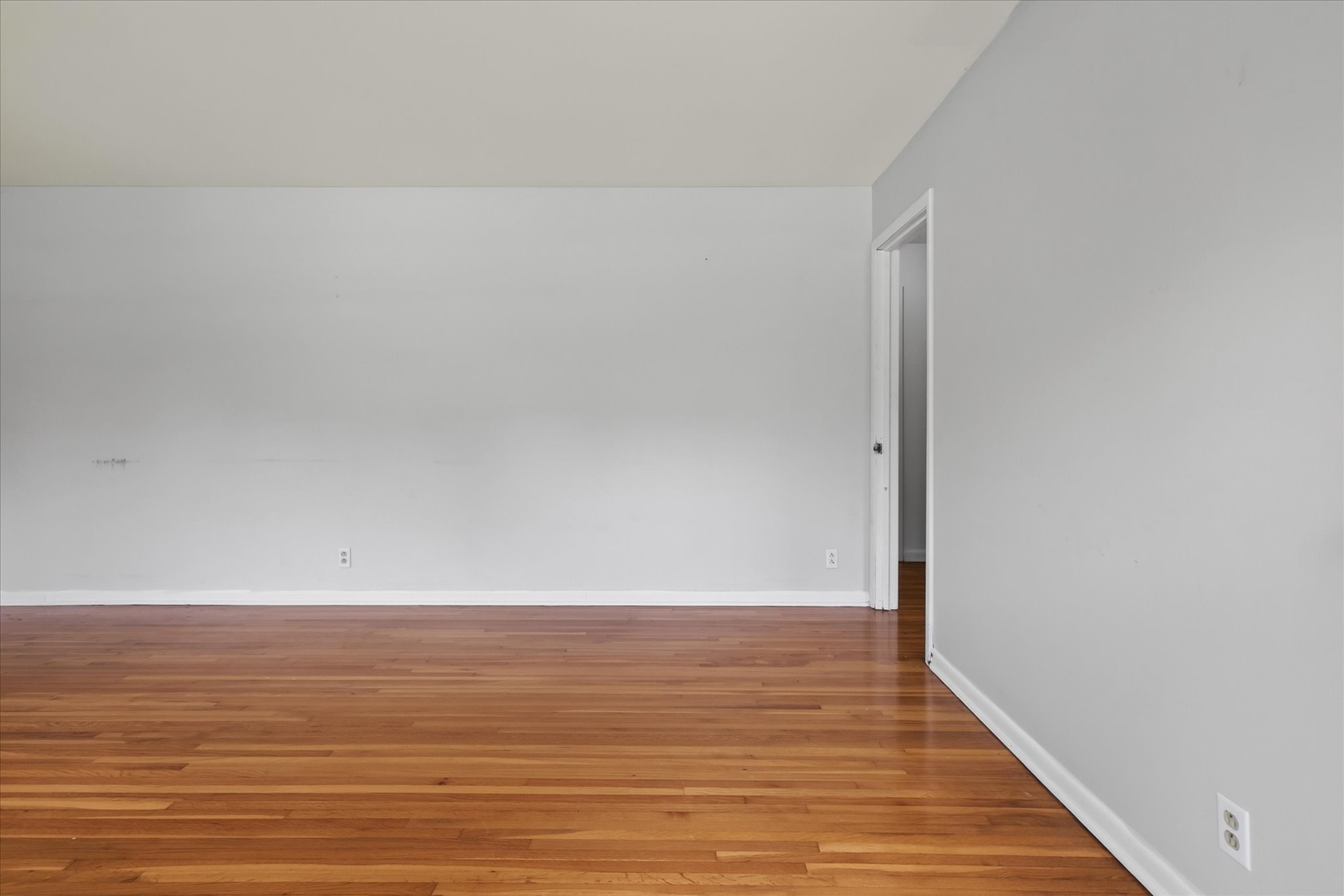 910 Highway 13 Property Photo 8