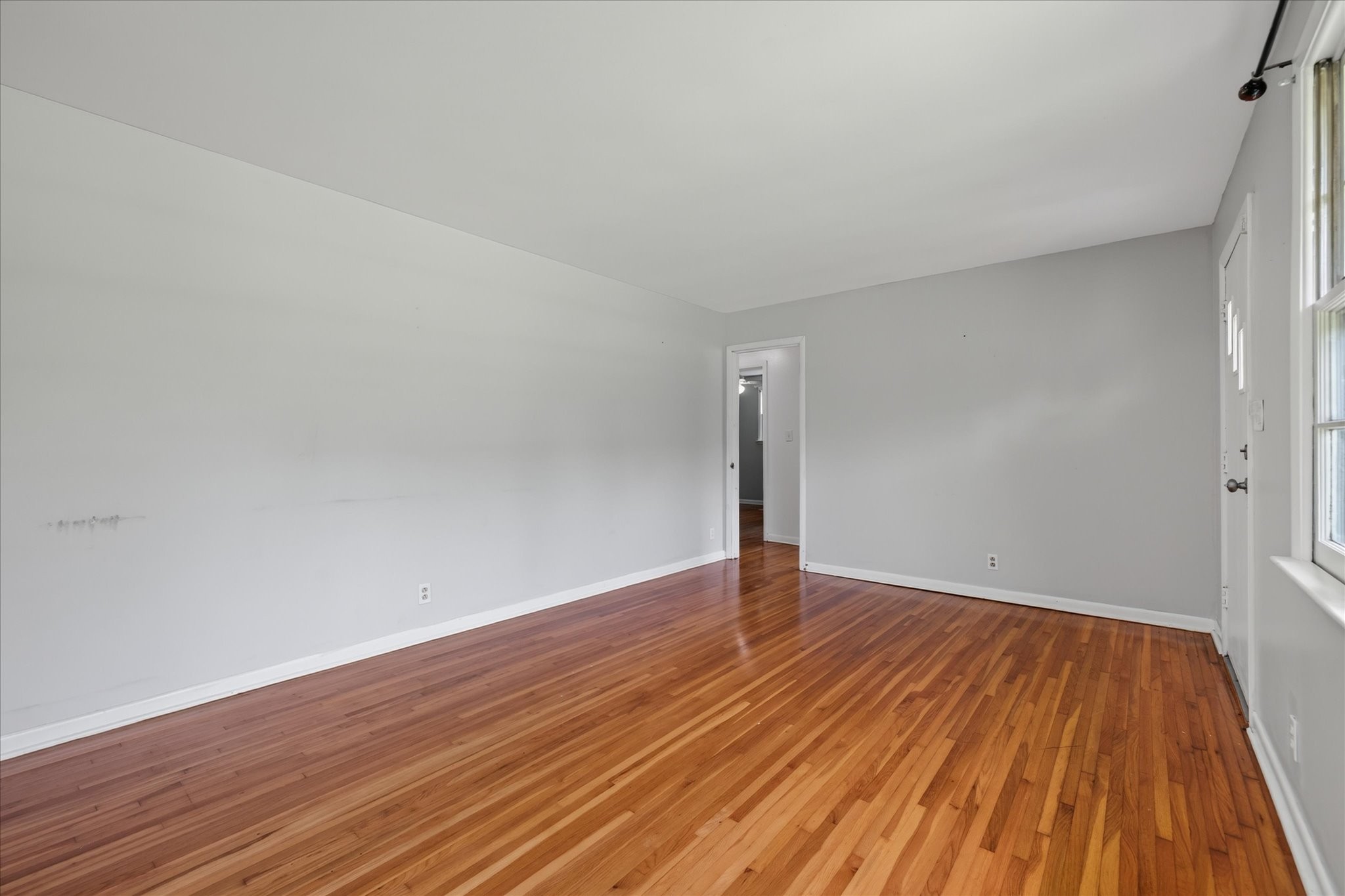 910 Highway 13 Property Photo 11