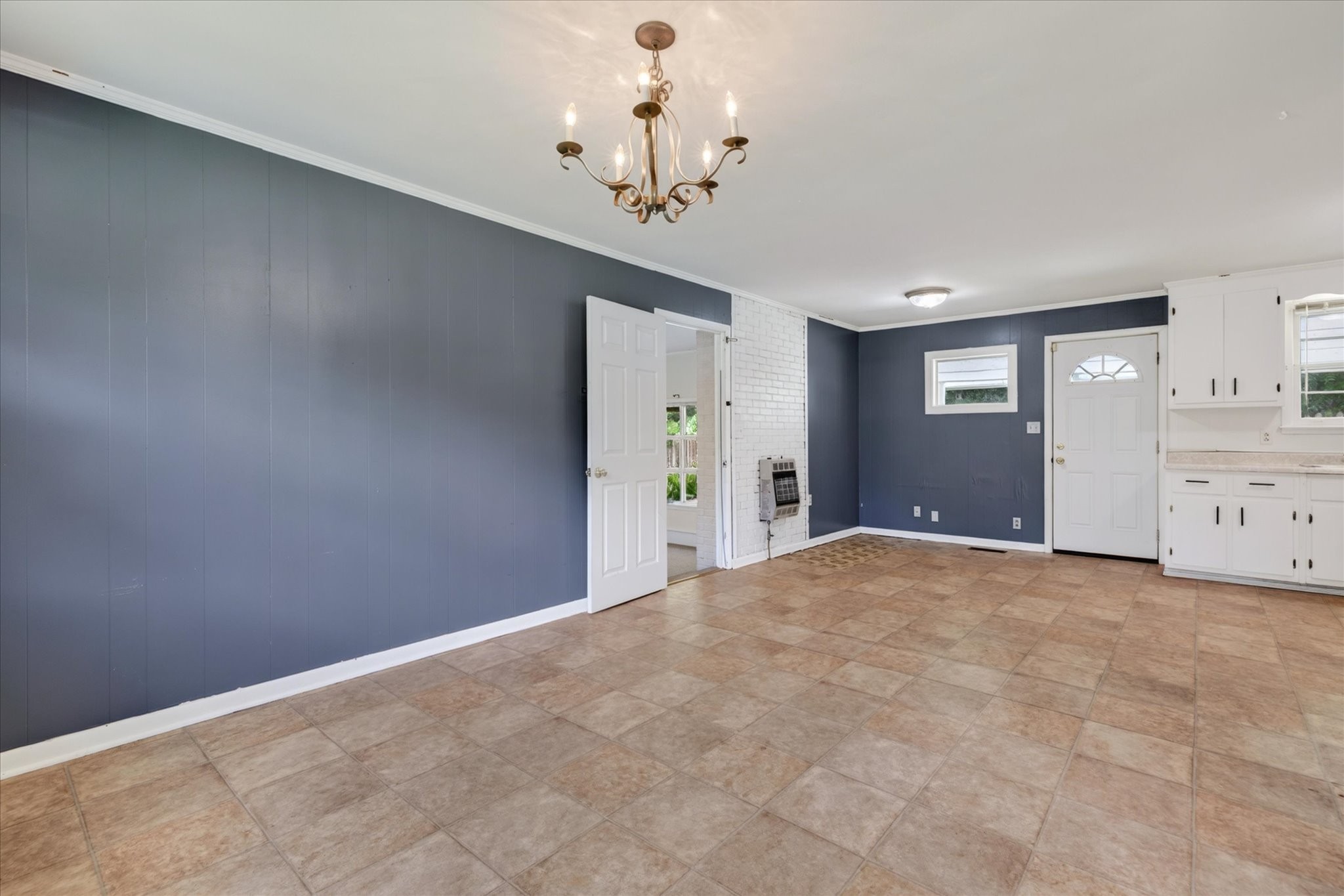 910 Highway 13 Property Photo 13