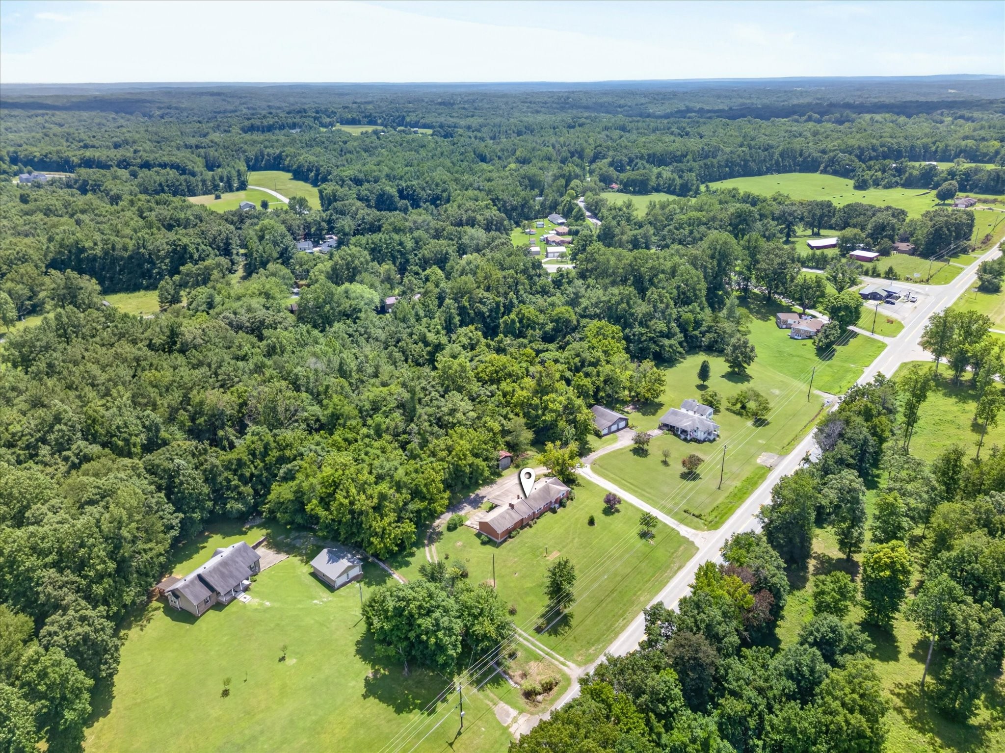 910 Highway 13 Property Photo 48