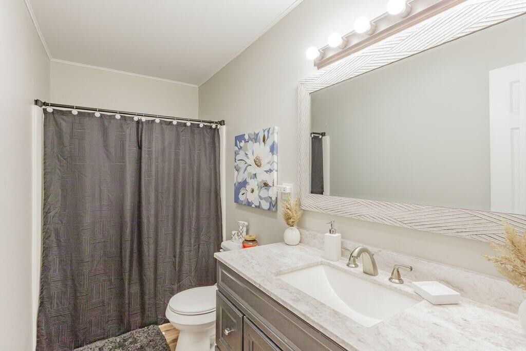 1900 Meadowbrook Circle, Nw Property Photo 20