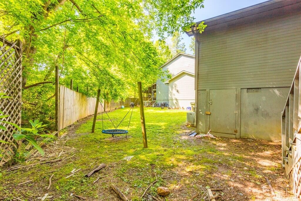 1900 Meadowbrook Circle, Nw Property Photo 29