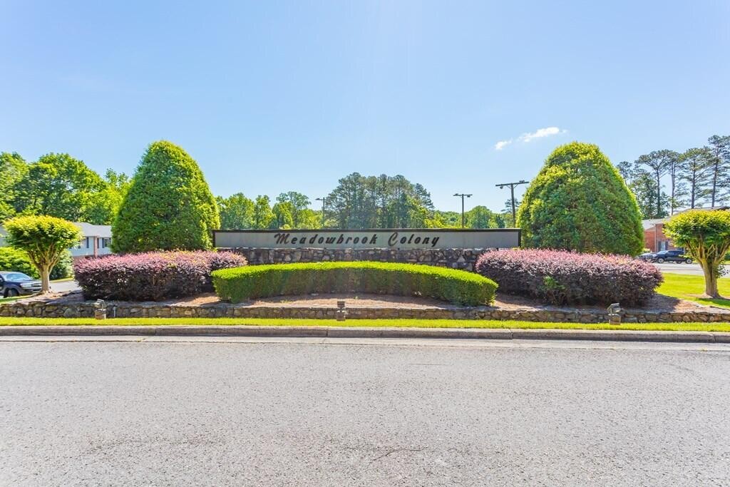 1900 Meadowbrook Circle, Nw Property Photo 39
