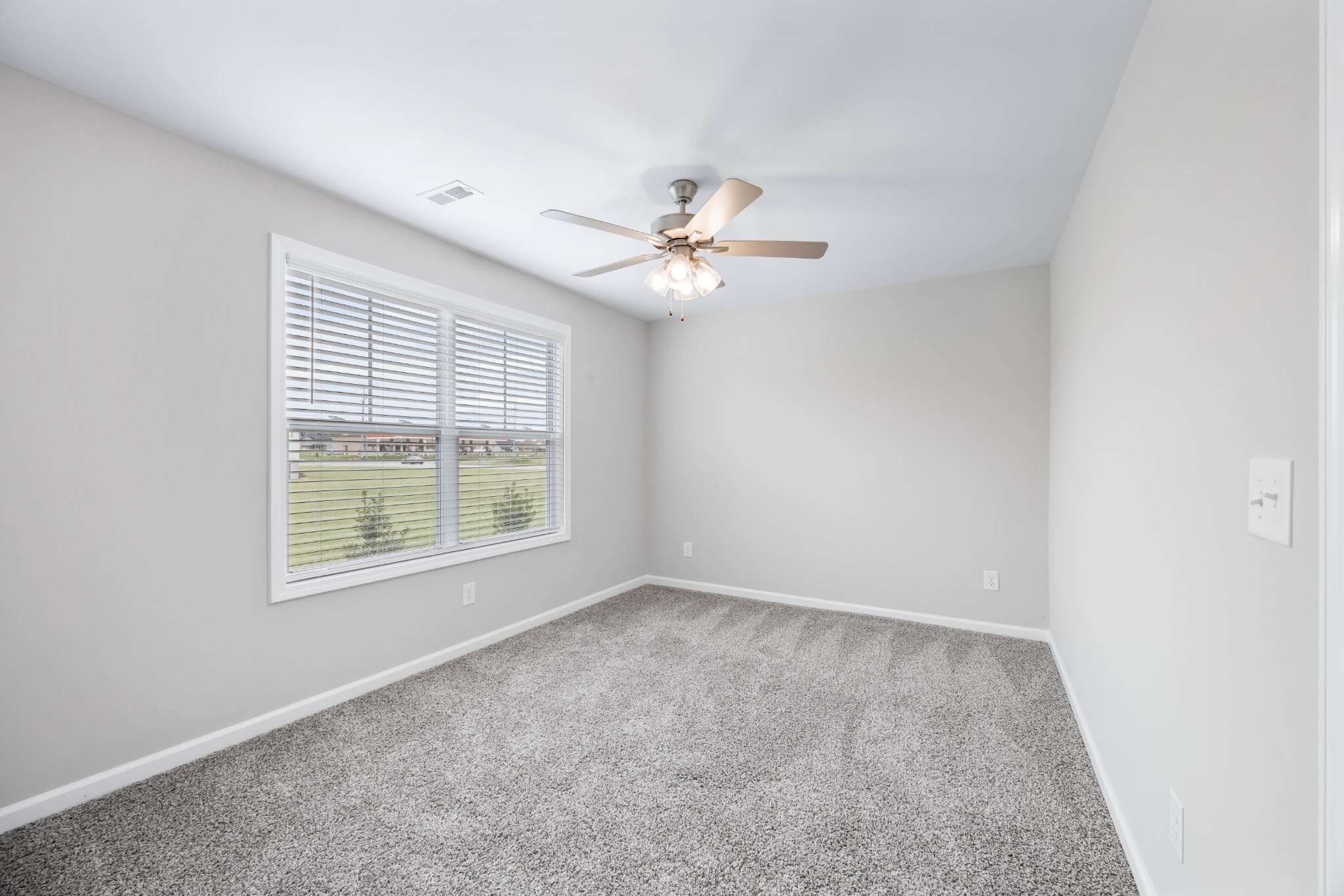 2201 Eldos Trace Cir Property Photo 11
