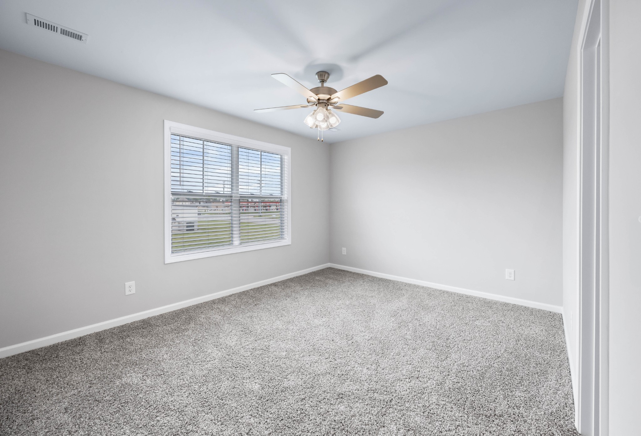 2201 Eldos Trace Cir Property Photo 15