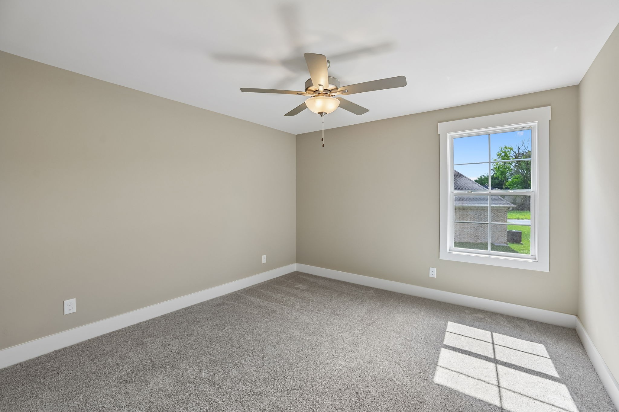 930 Stovers Glen Dr Property Photo 38
