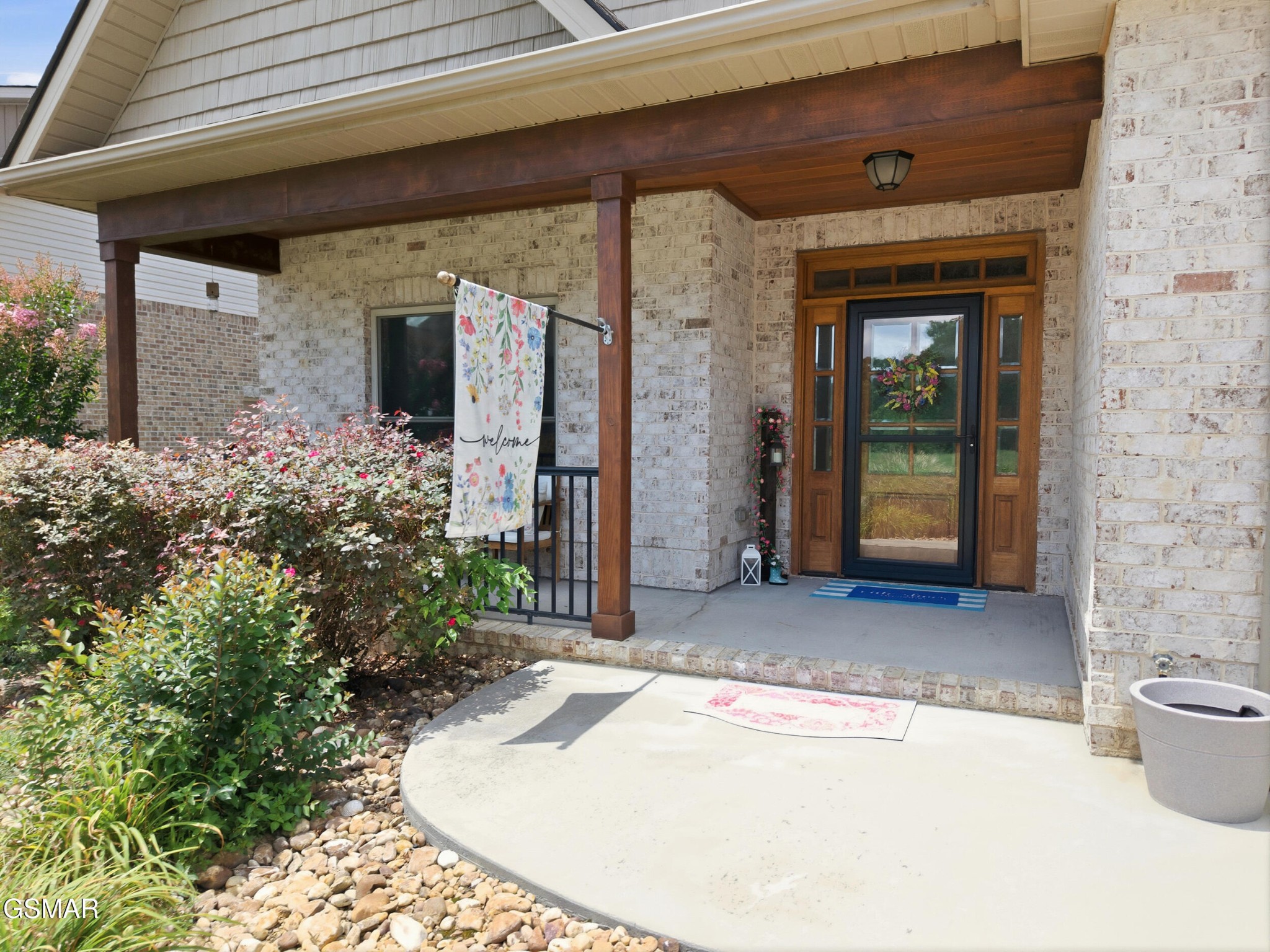 705 Waters Edge Property Photo 13
