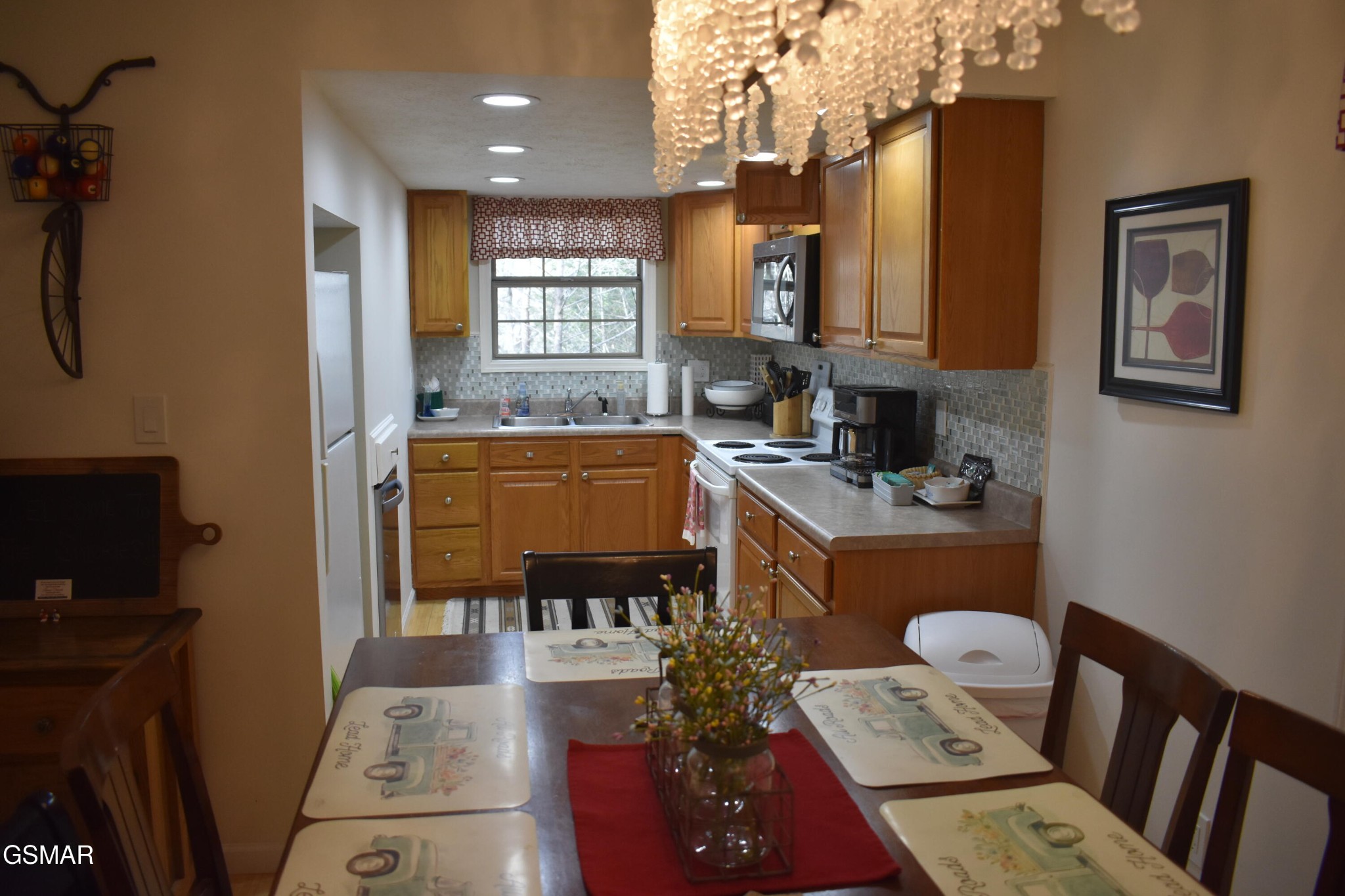 3516 Brook Stone Way Property Photo 3
