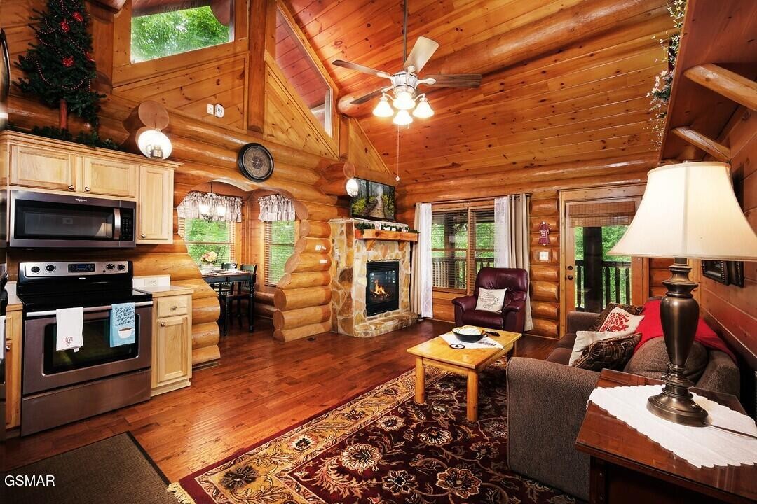 2910 Piney Ridge Way Property Photo 7