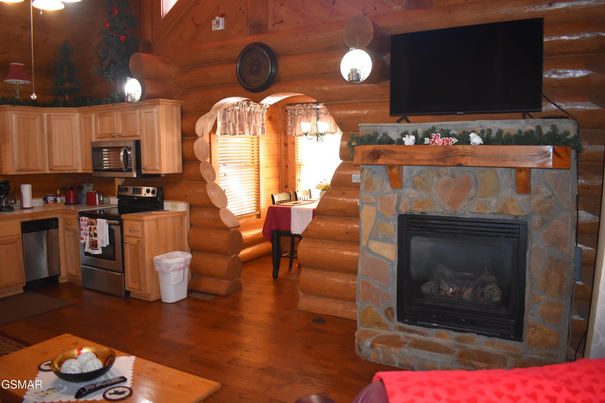 2910 Piney Ridge Way Property Photo 11