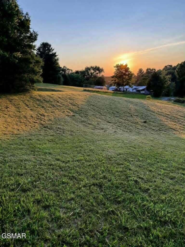 25 New Center Drive Property Photo 1