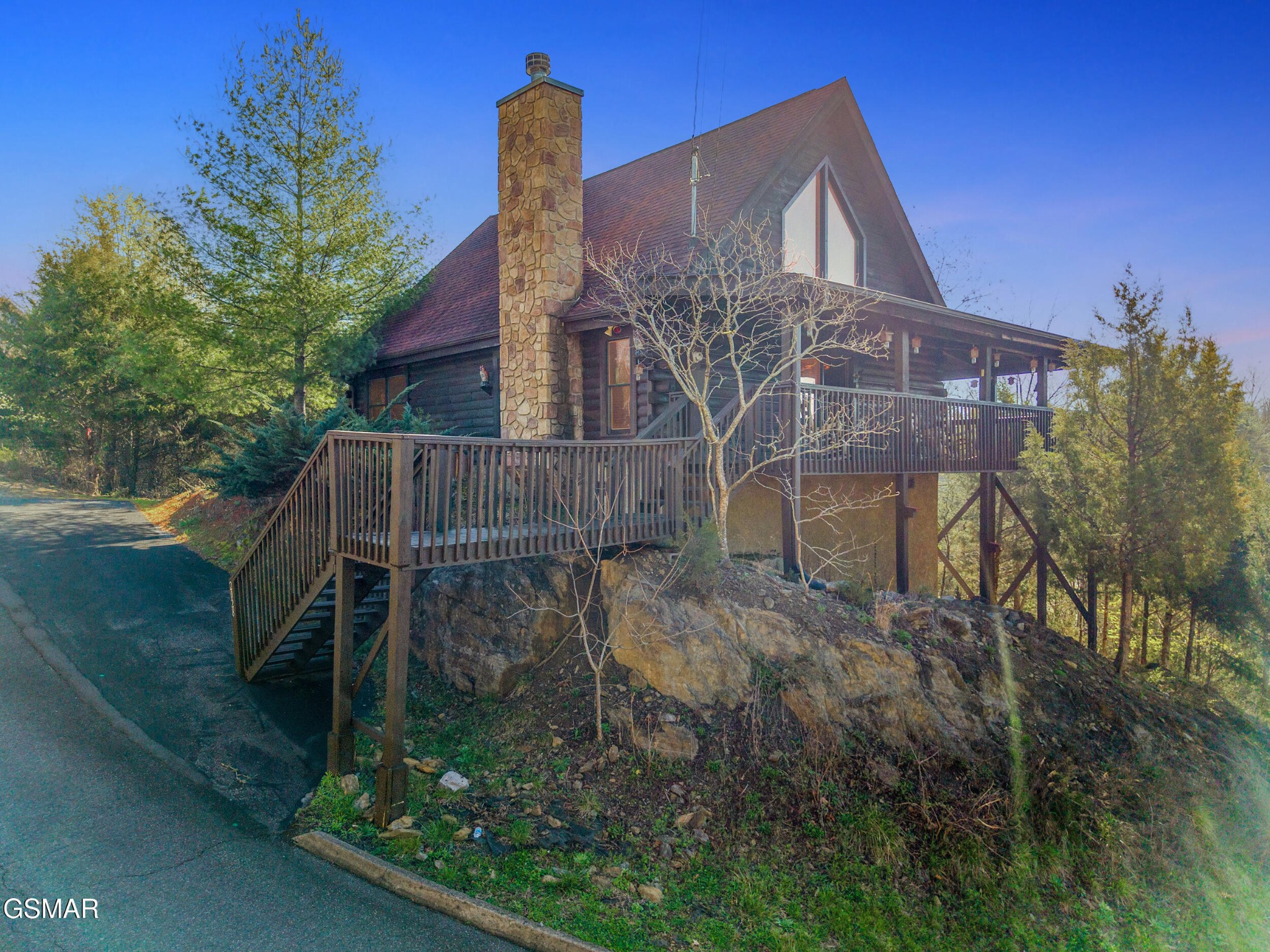 2028 Eagle Feather Drive Property Photo 1