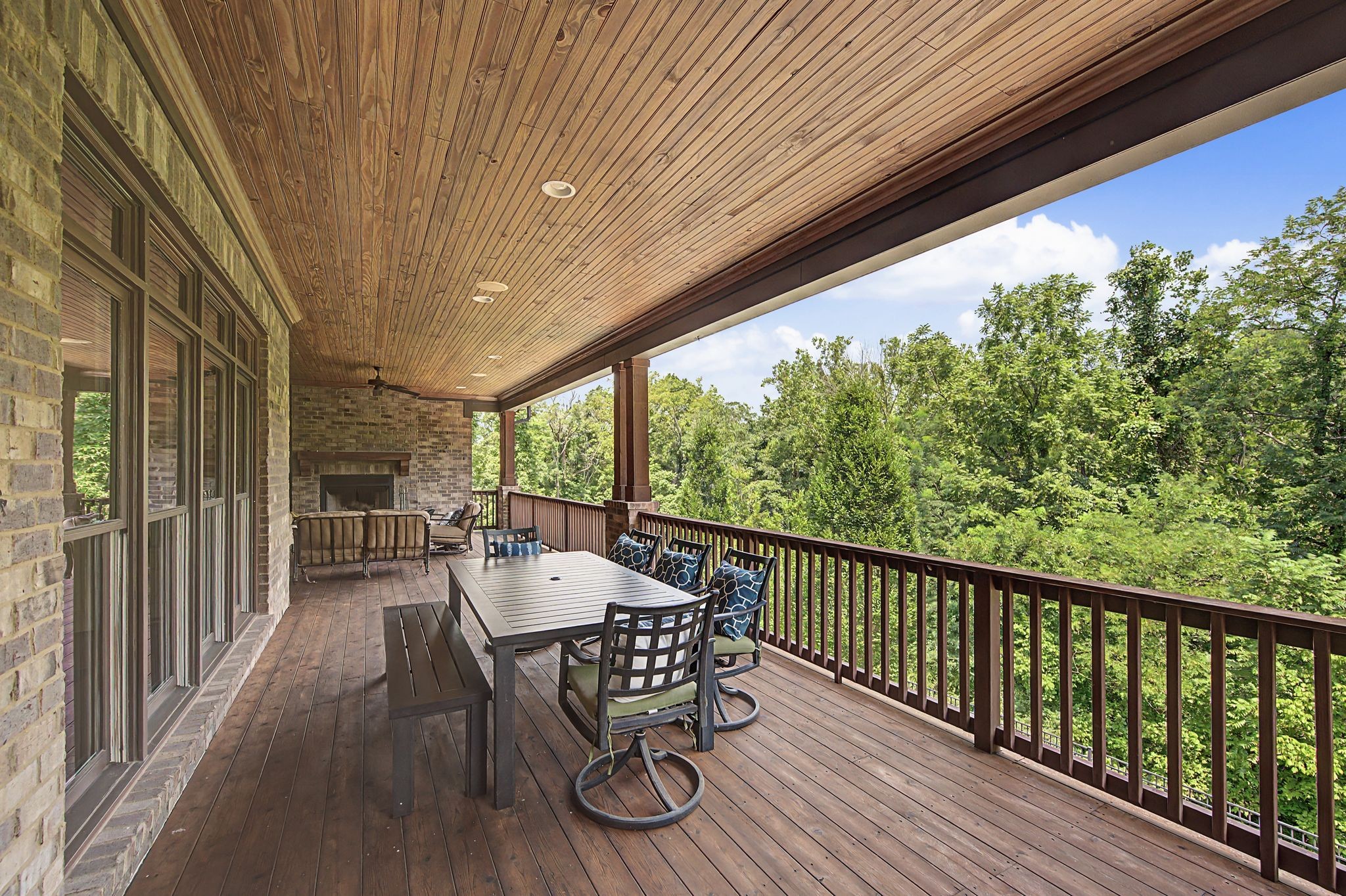 4517 Ballow Ln Property Photo 8