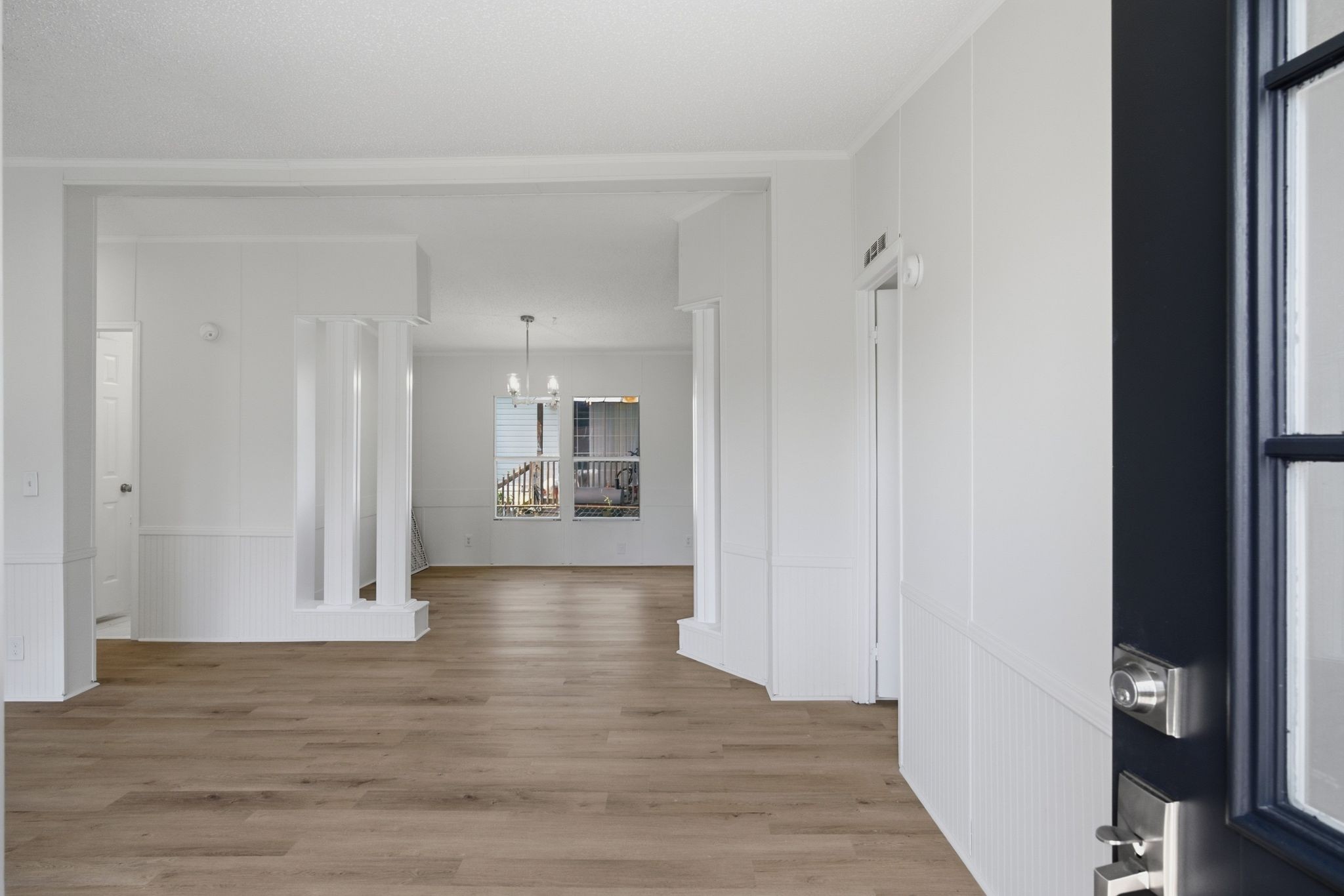 1305 Merritt St Property Photo 4
