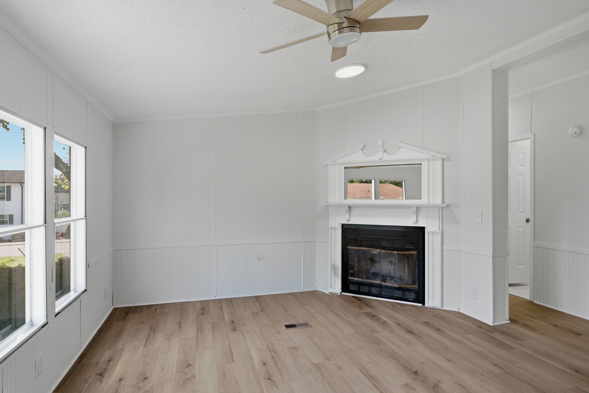 1305 Merritt St Property Photo 5